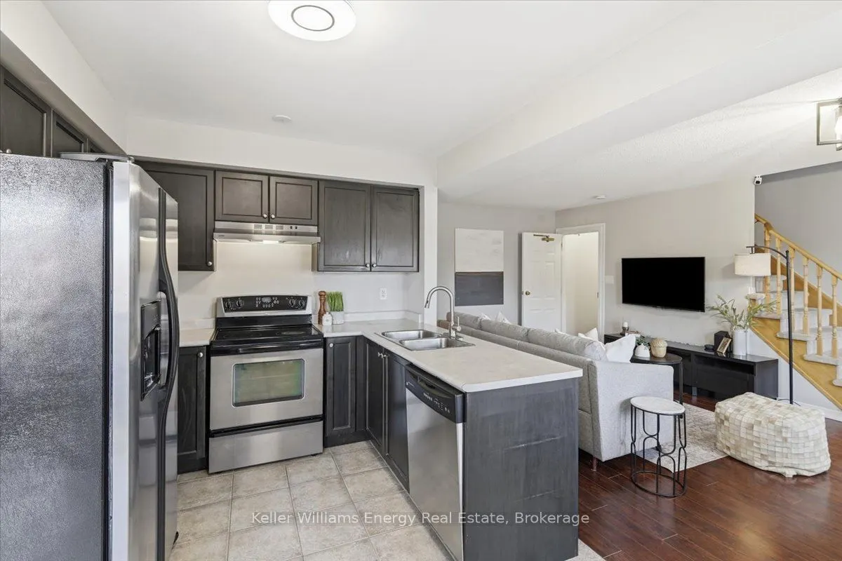 2237 Bur Oak Avenue #82