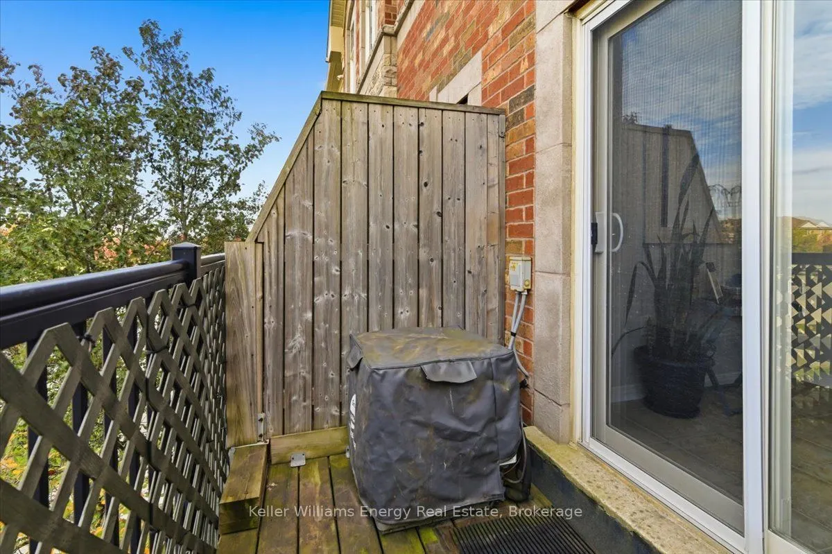 2237 Bur Oak Avenue #82