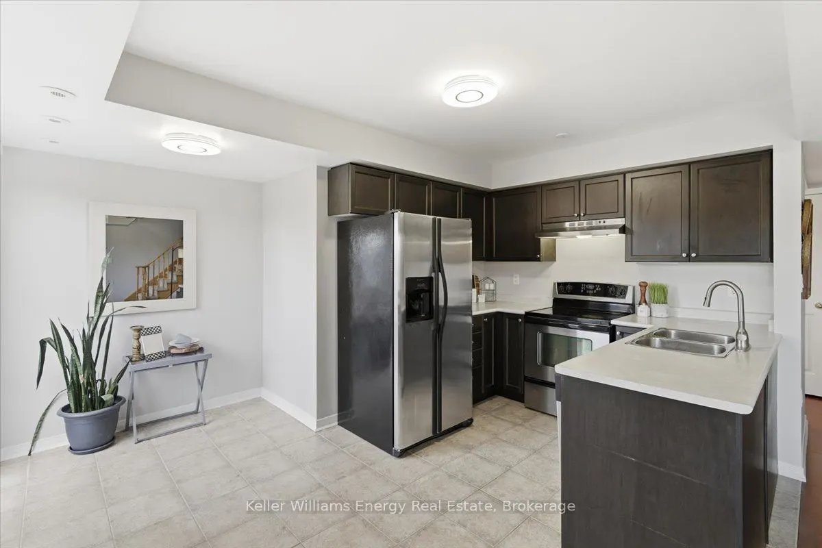 2237 Bur Oak Avenue #82