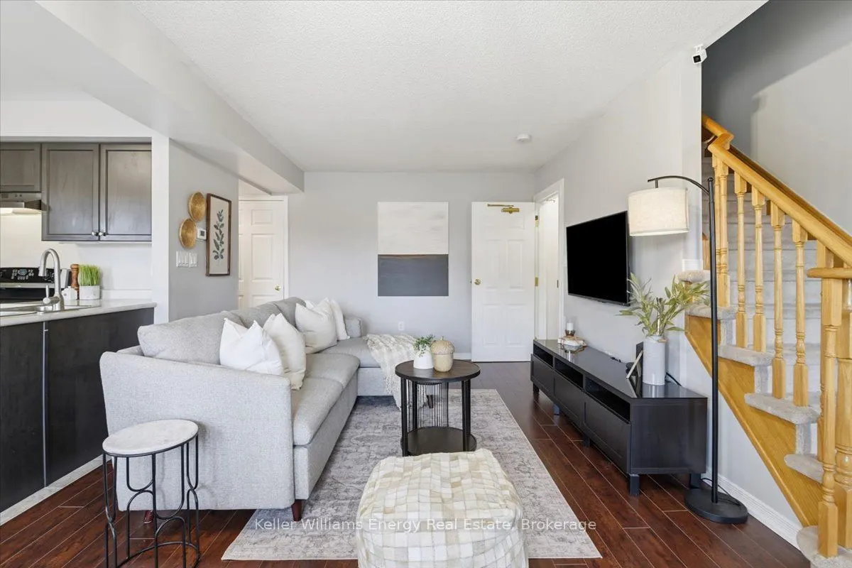 2237 Bur Oak Avenue #82