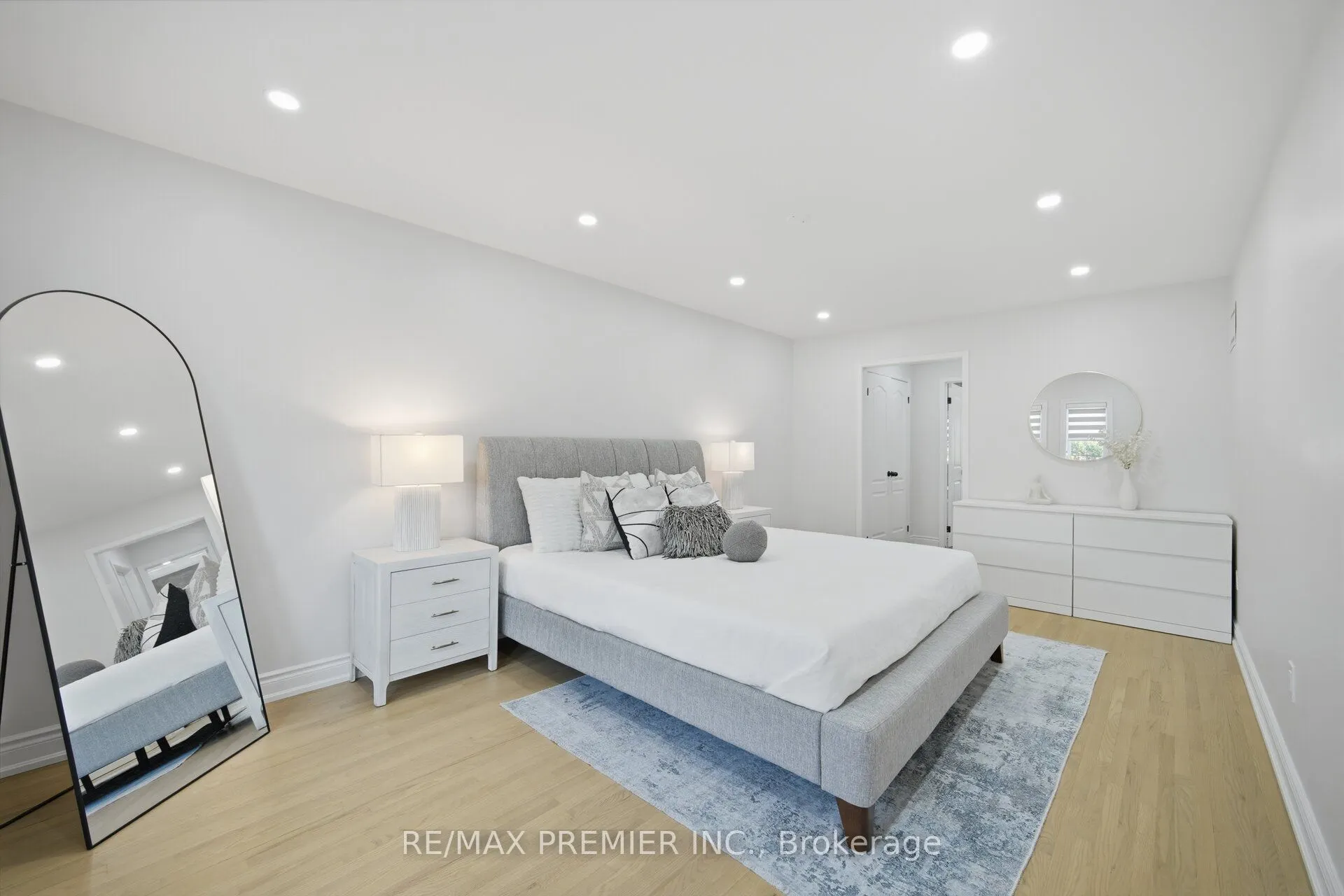 95 Hudson Drive
