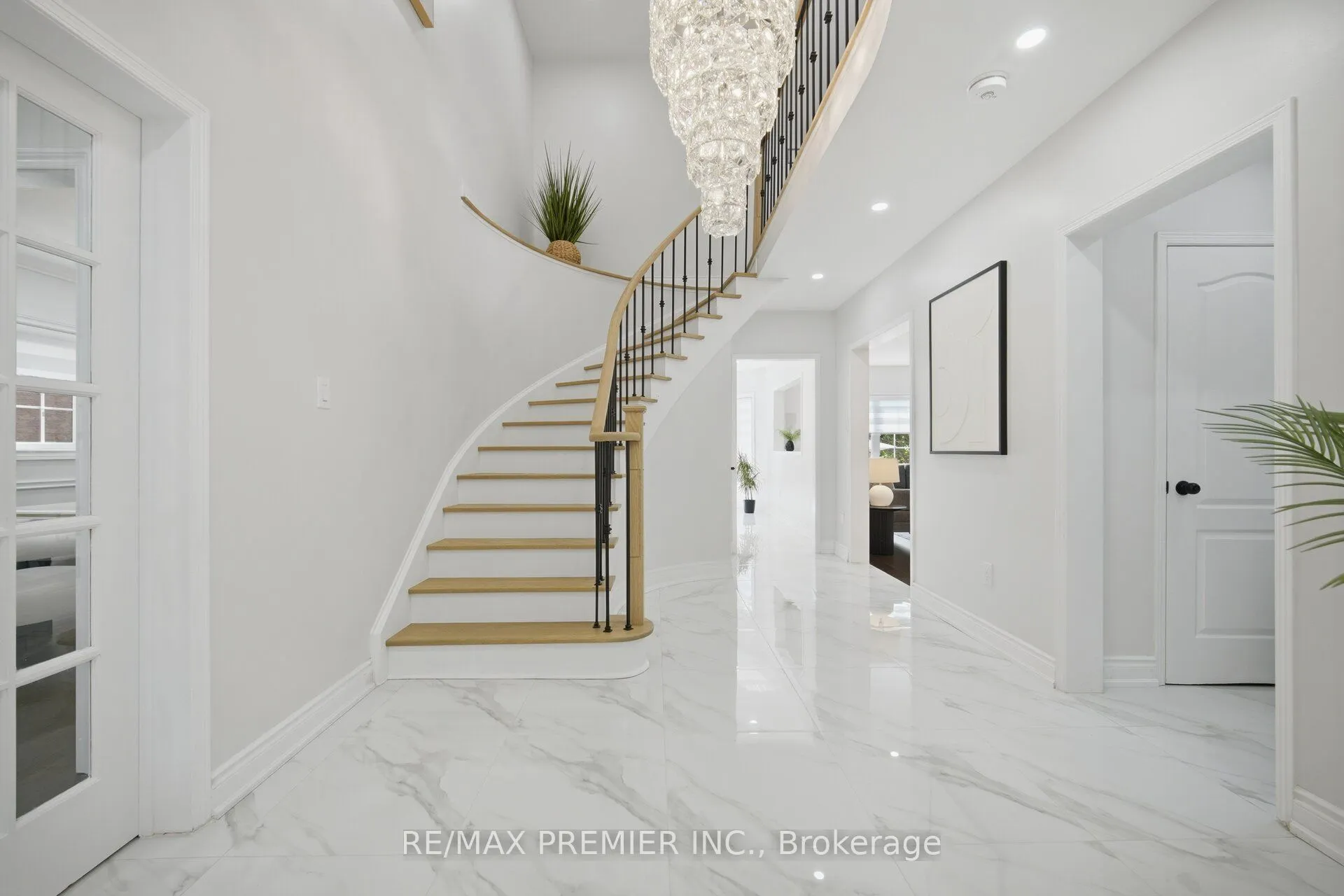 95 Hudson Drive