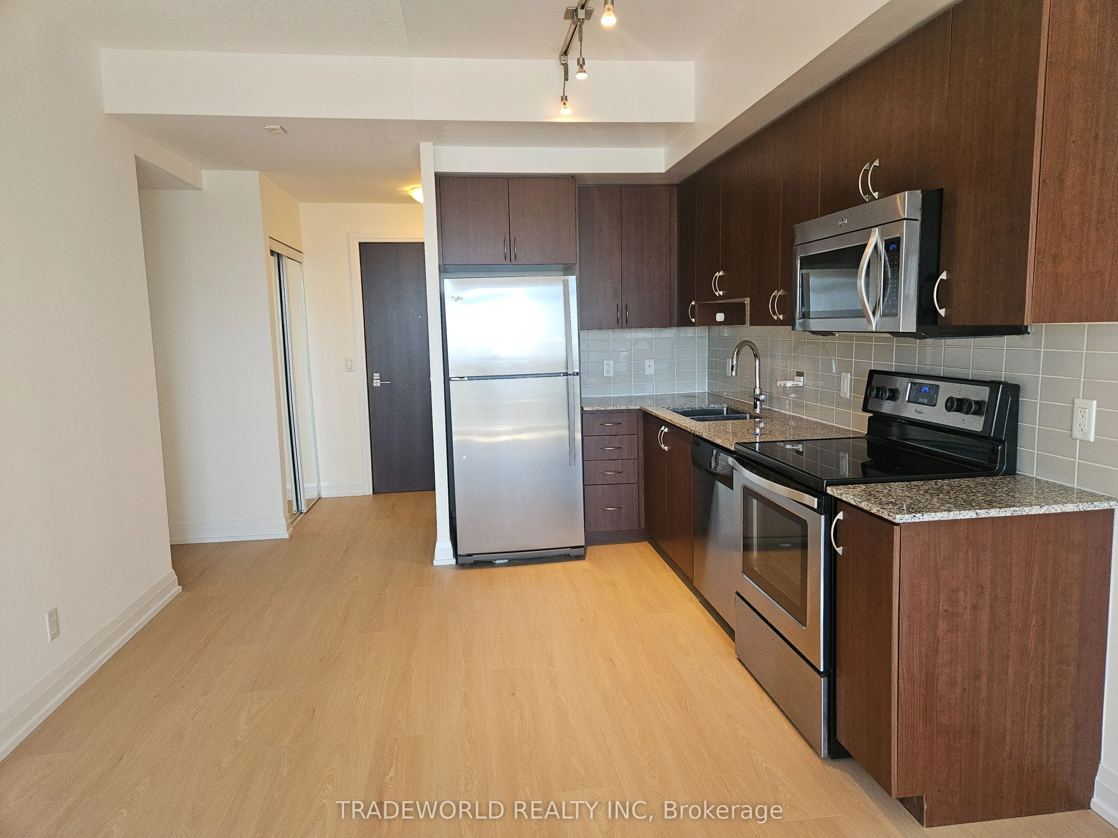 370 Highway 7 E #1009