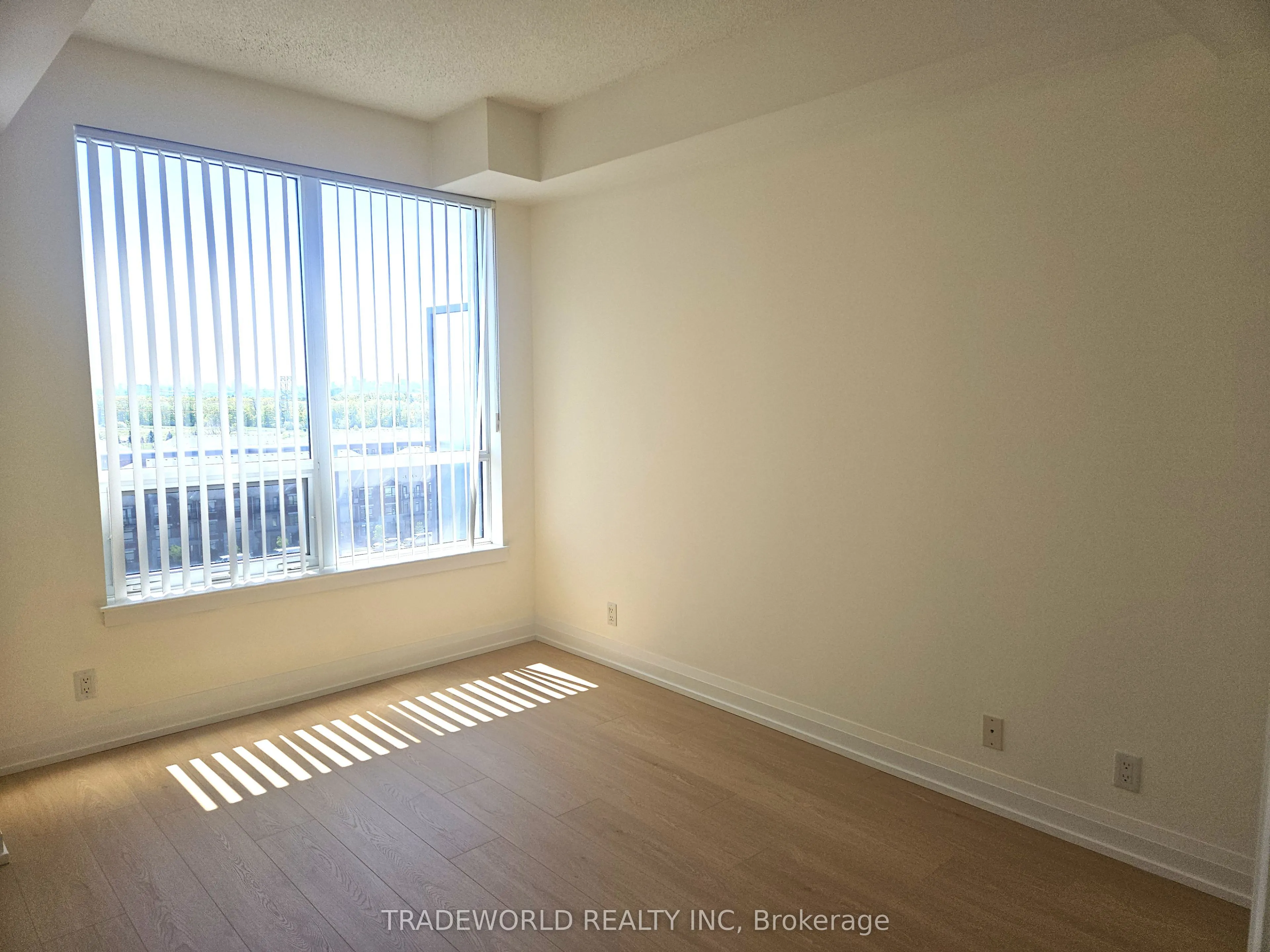 370 Highway 7 E #1009