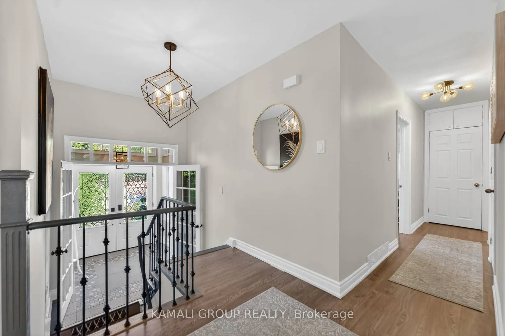 61 Lawnwood Court