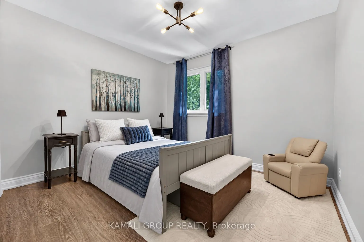 61 Lawnwood Court