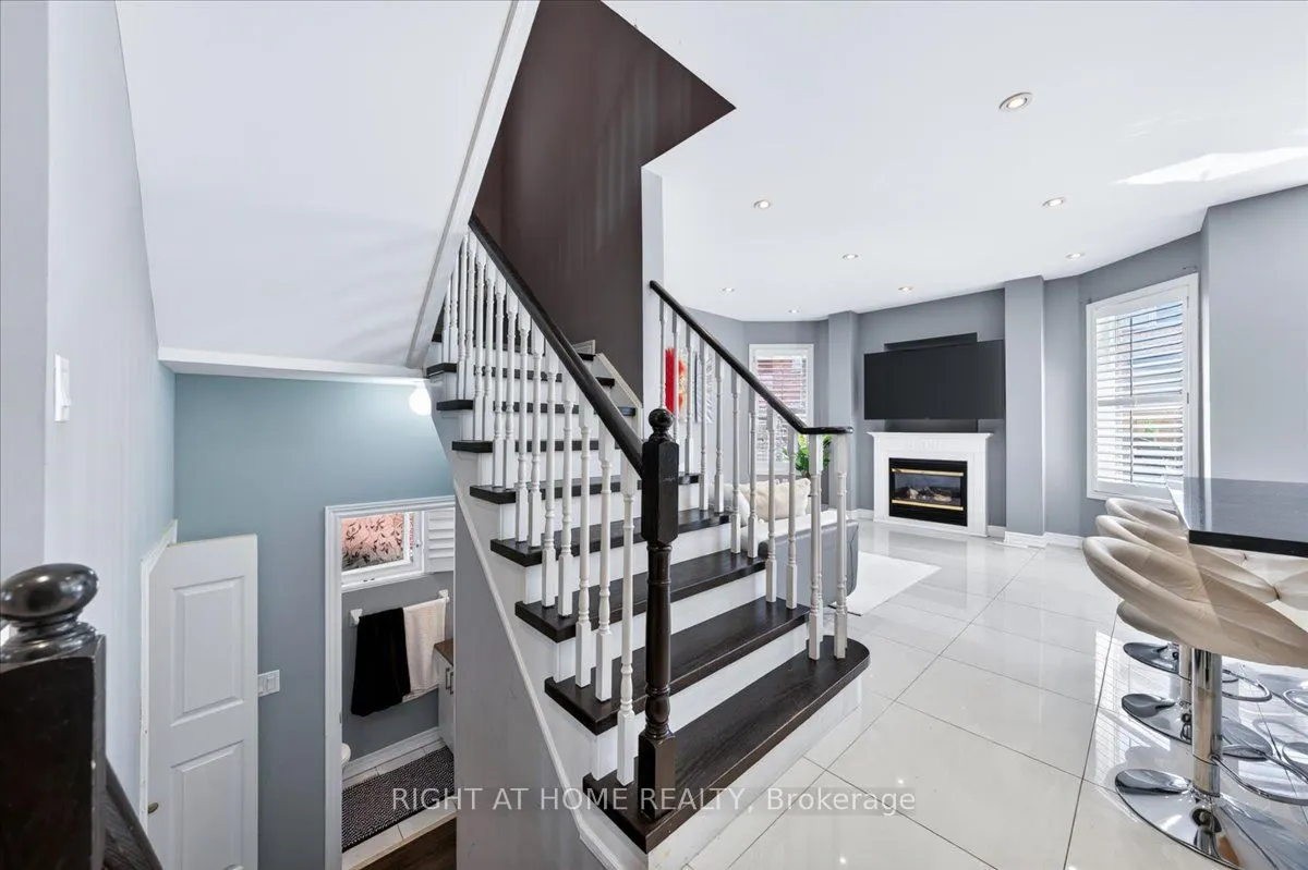 25 Longwood Avenue
