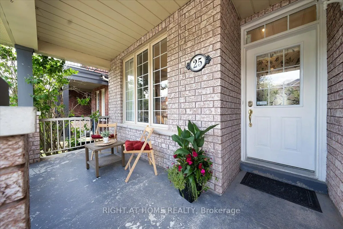 25 Longwood Avenue