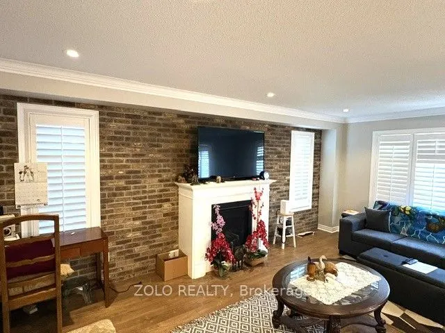 42 Willoughby Way