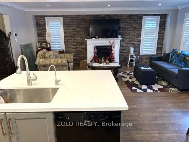 42 Willoughby Way