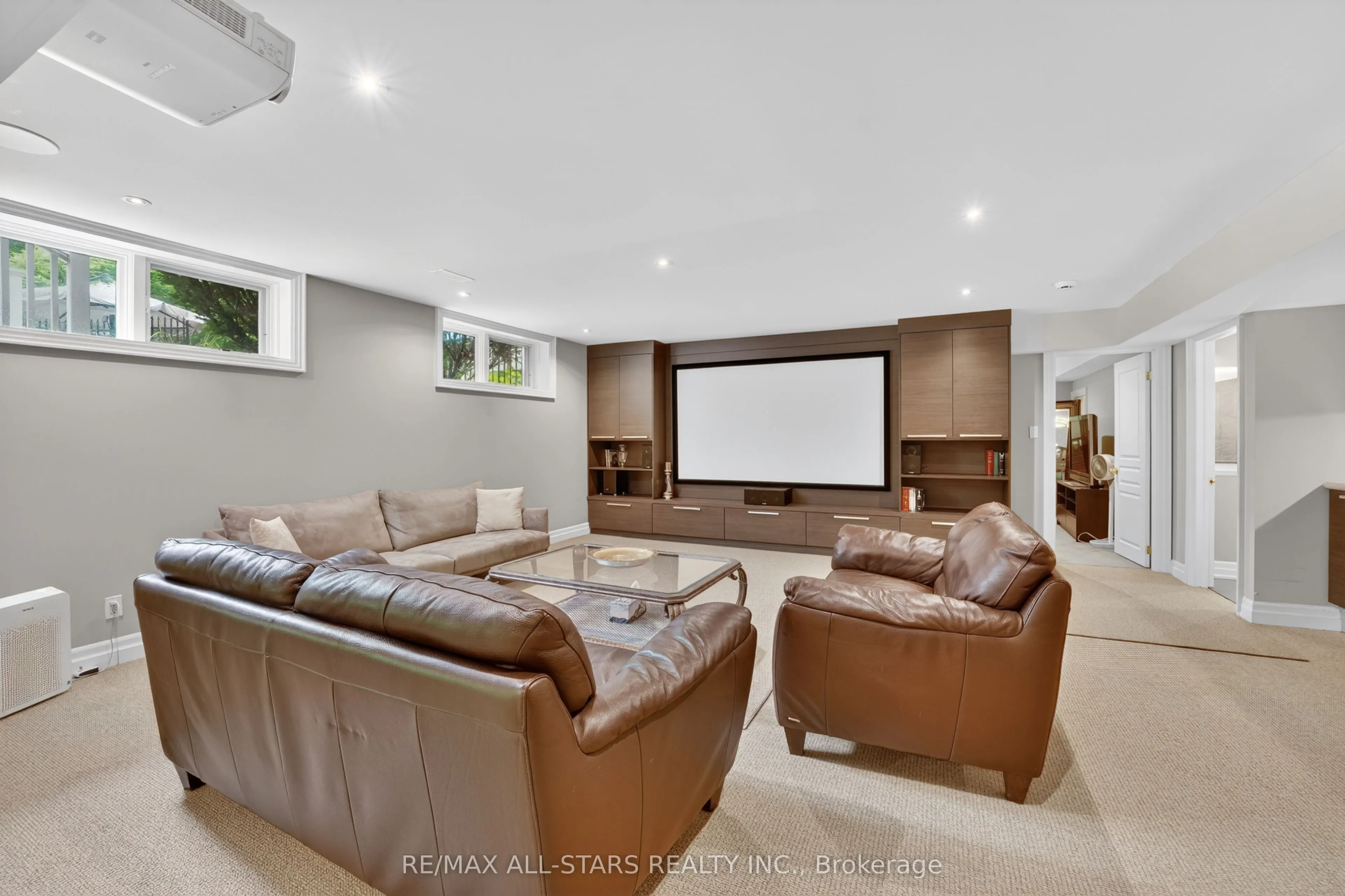 3 Bridgewater Drive