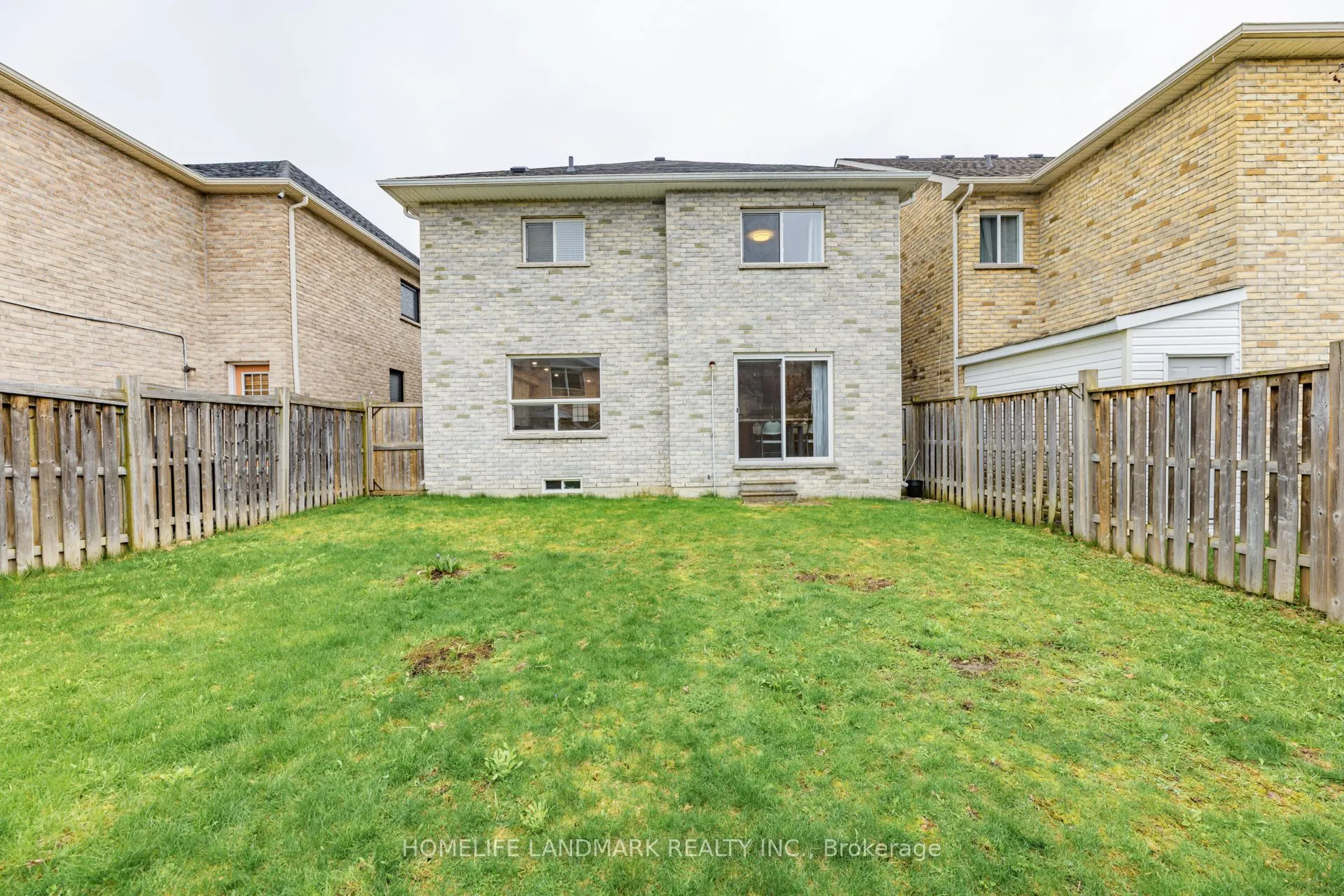 86 Laurier Avenue