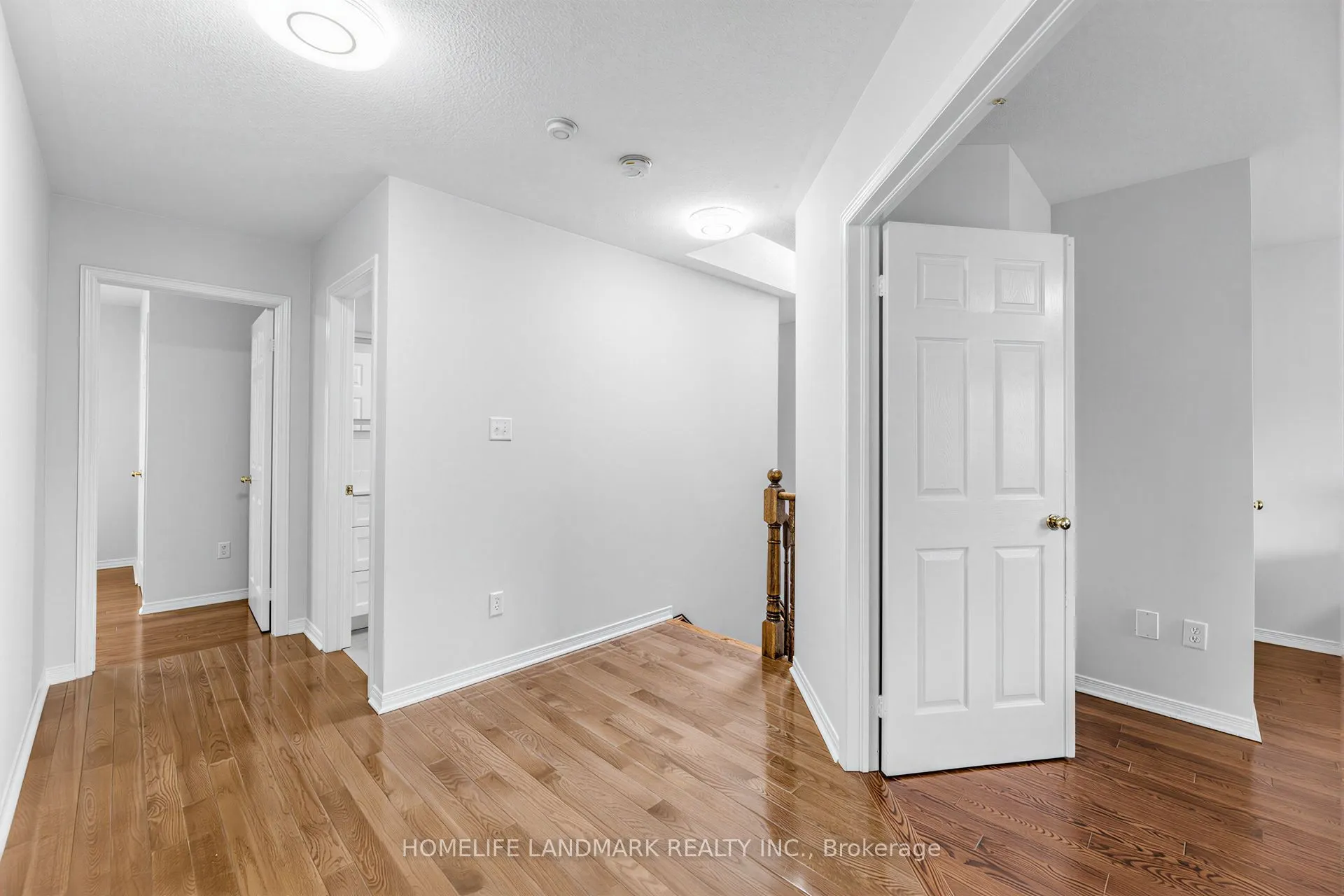 86 Laurier Avenue