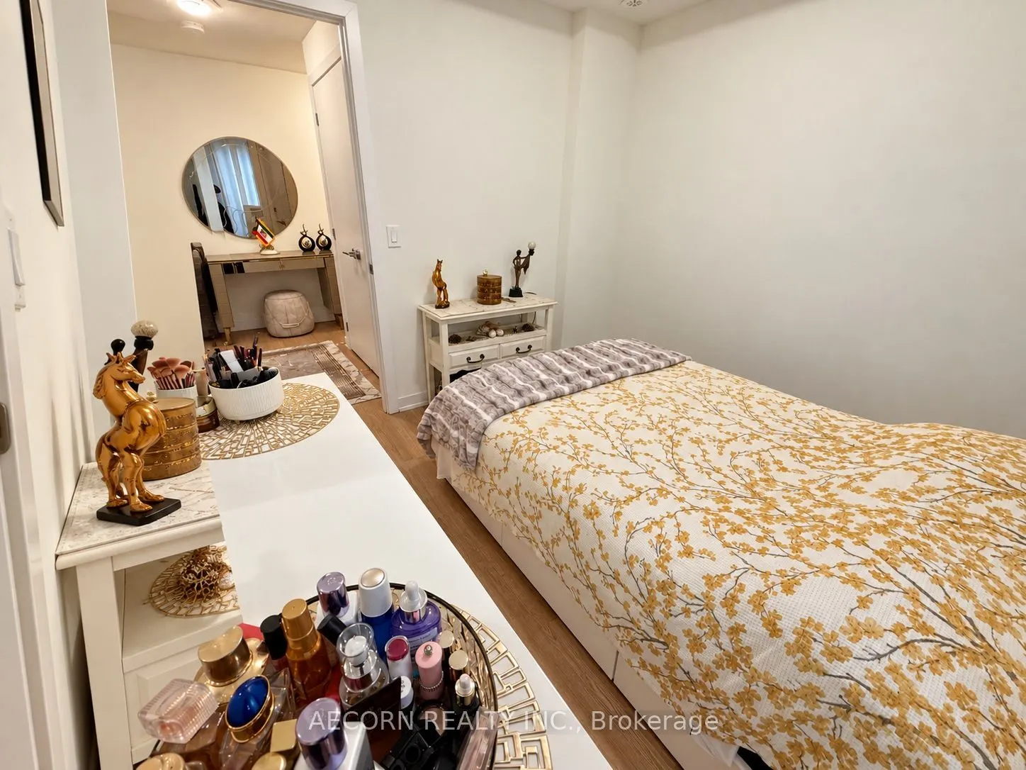 8 David Eyer Road #1225