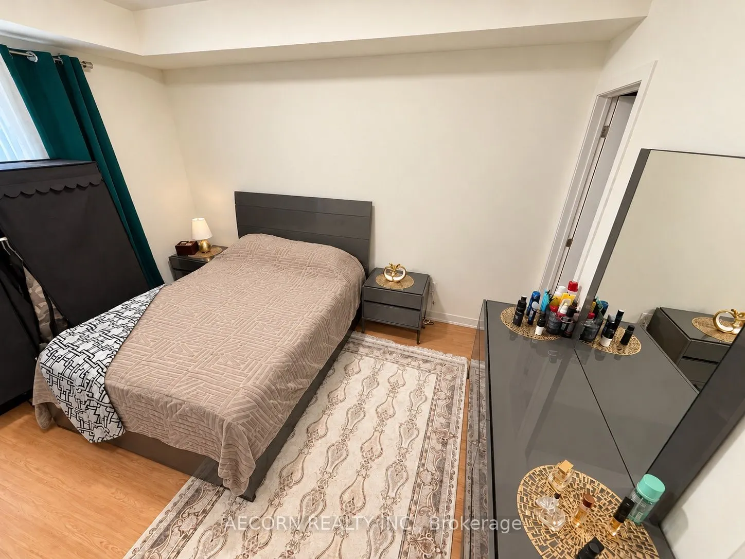 8 David Eyer Road #1225