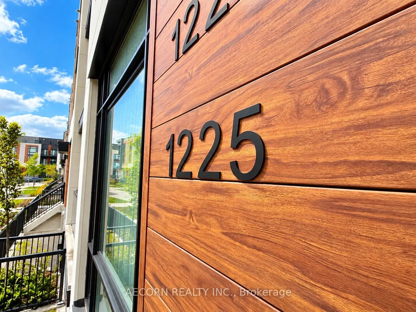 8 David Eyer Road #1225