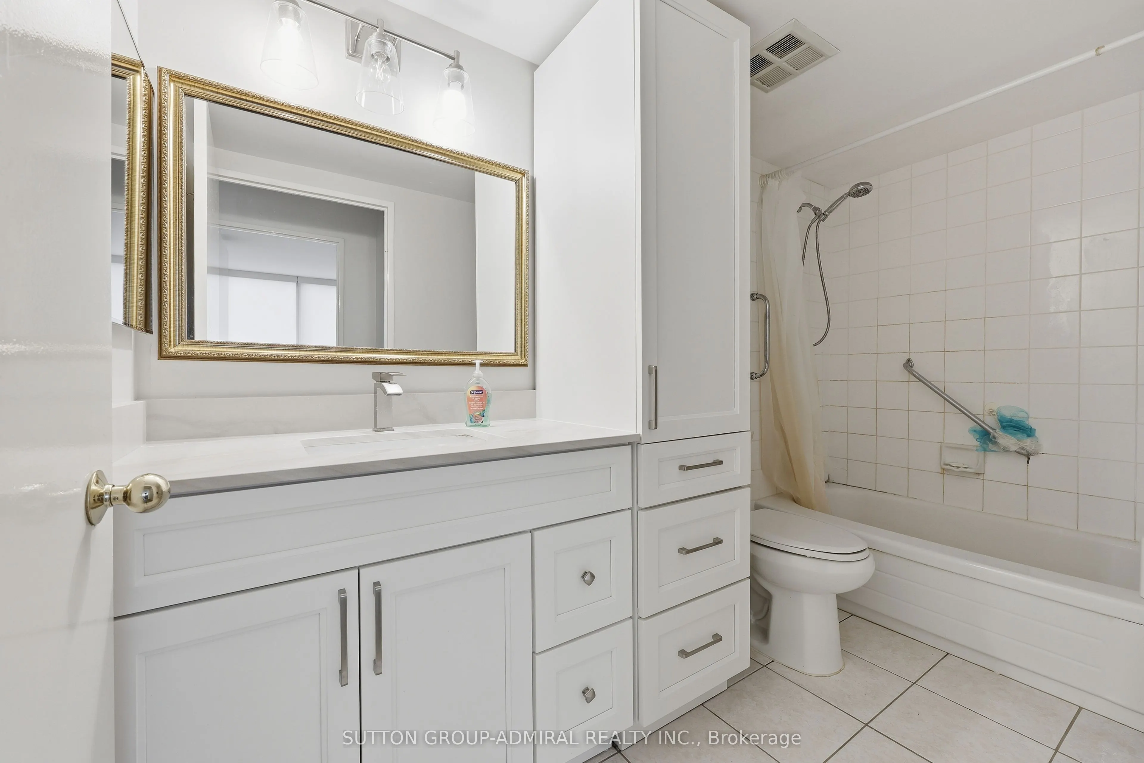 81 Townsgate Drive #211