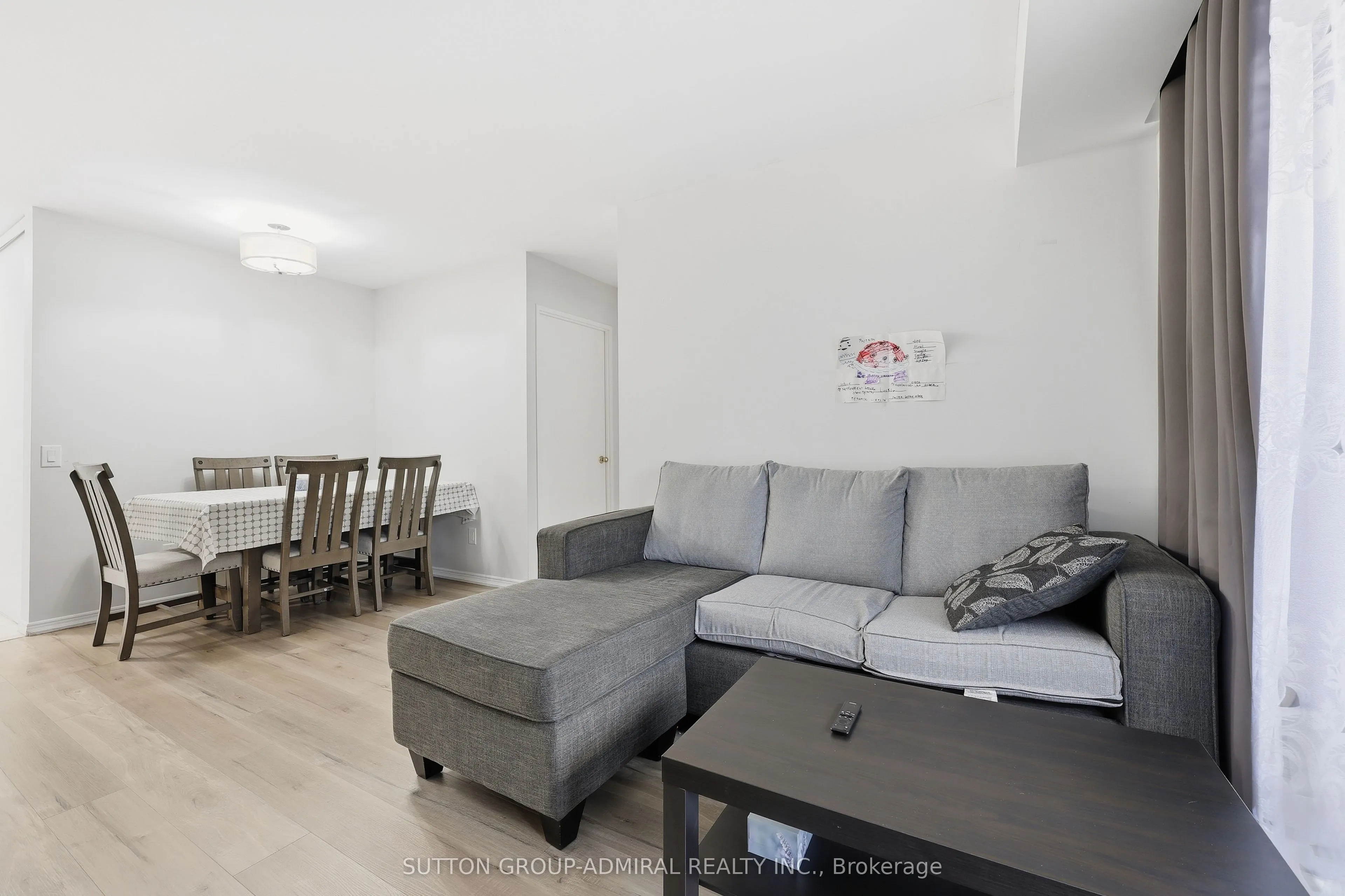 81 Townsgate Drive #211