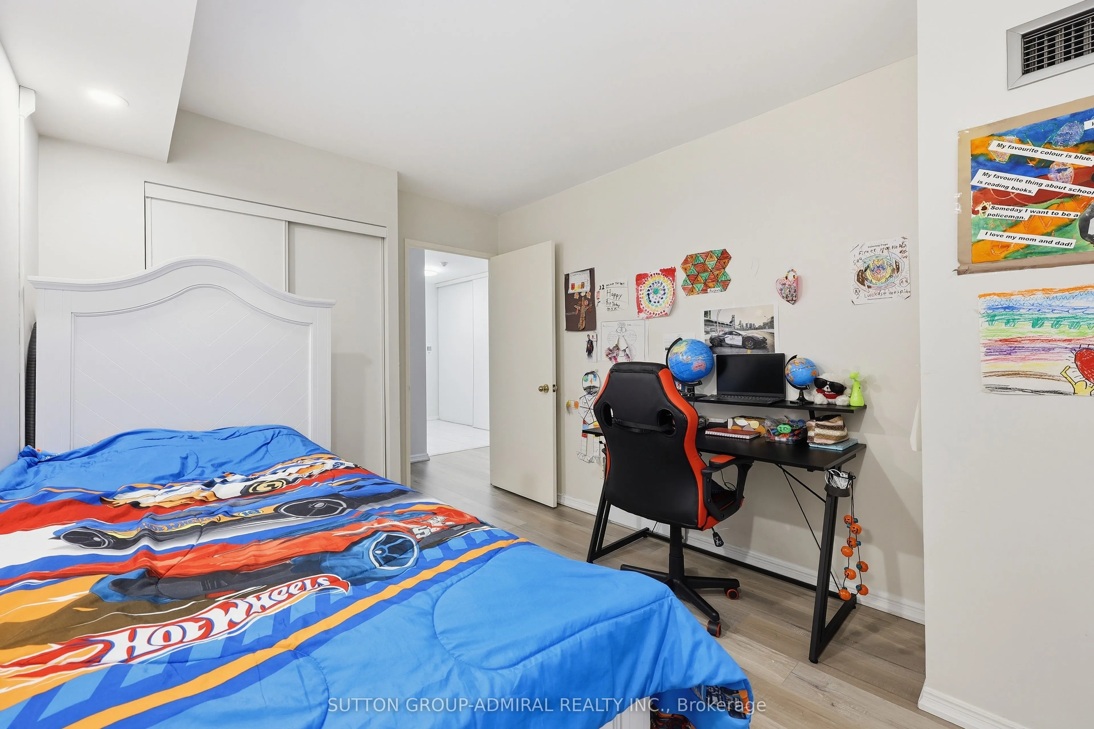 81 Townsgate Drive #211