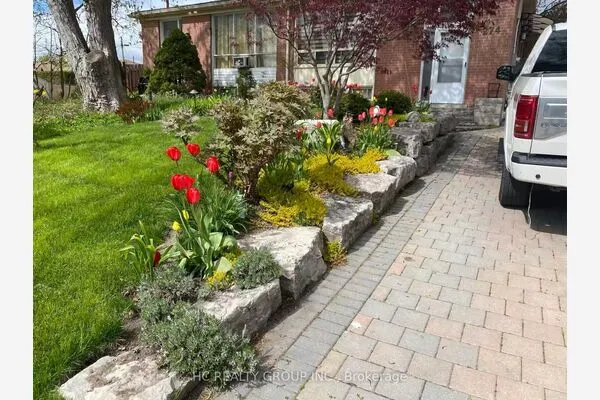 274 Browndale Crescent