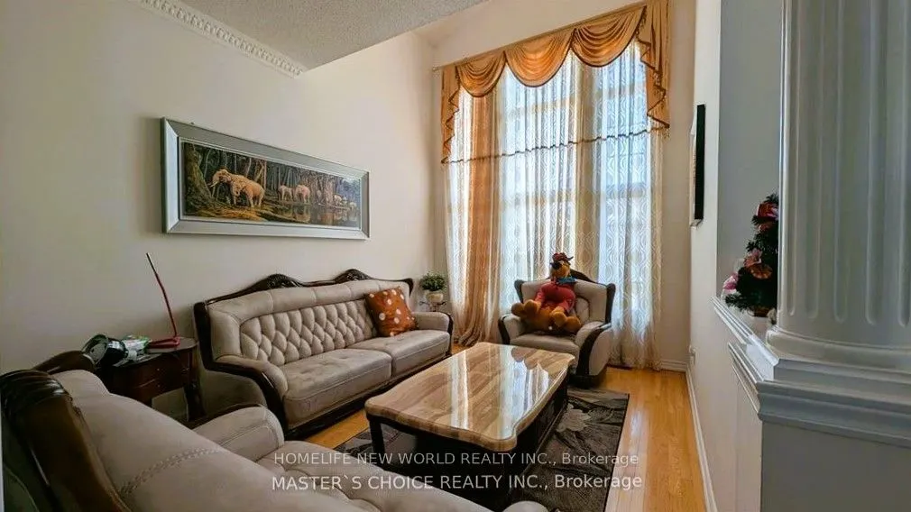 6 Farmstead Road