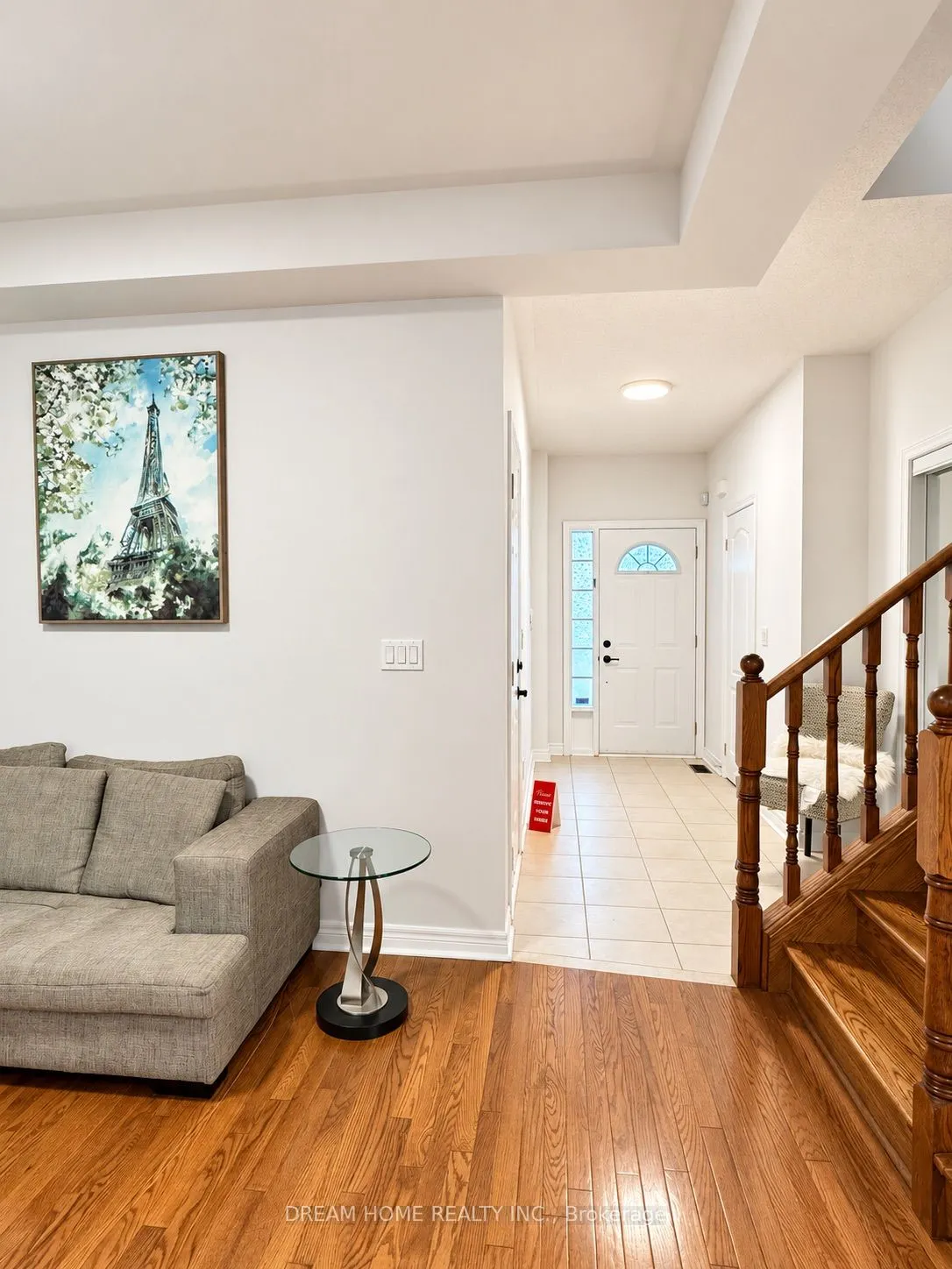 19 Rustic Avenue