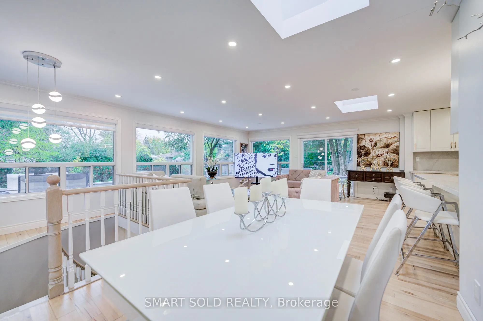 66 Lakeland Crescent