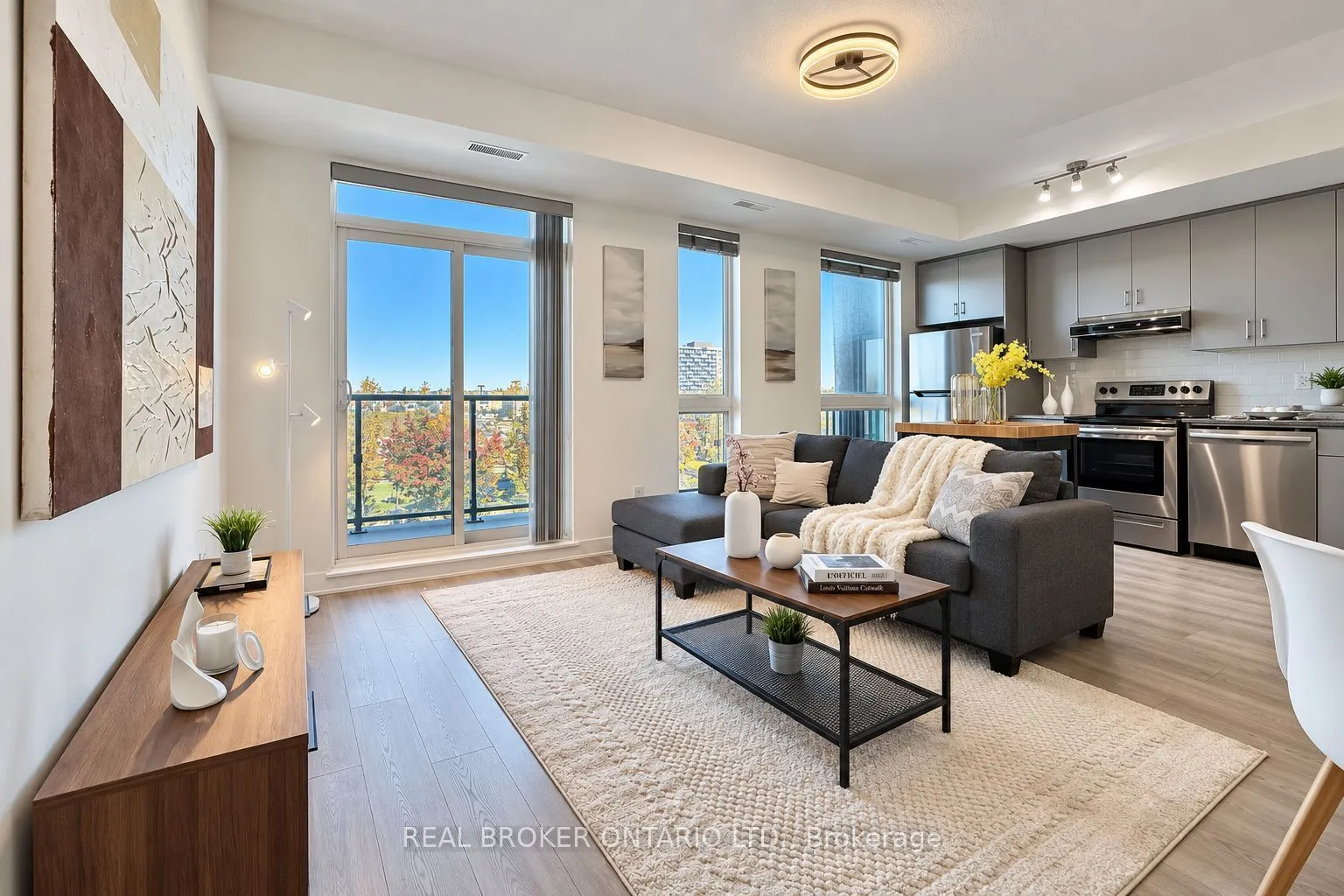 1709 Bur Oak Avenue #301