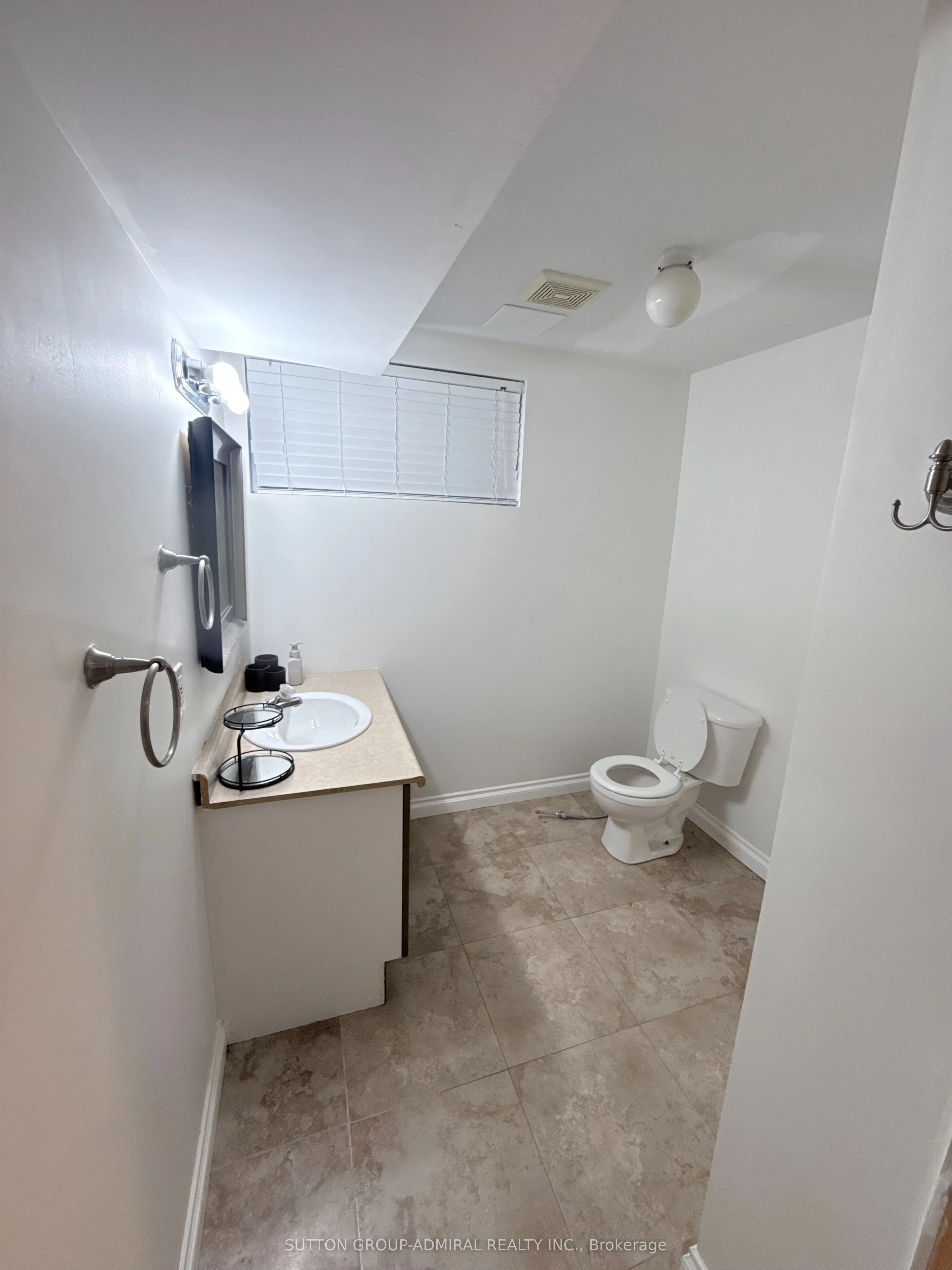 452 Athabasca Drive #Bsmt