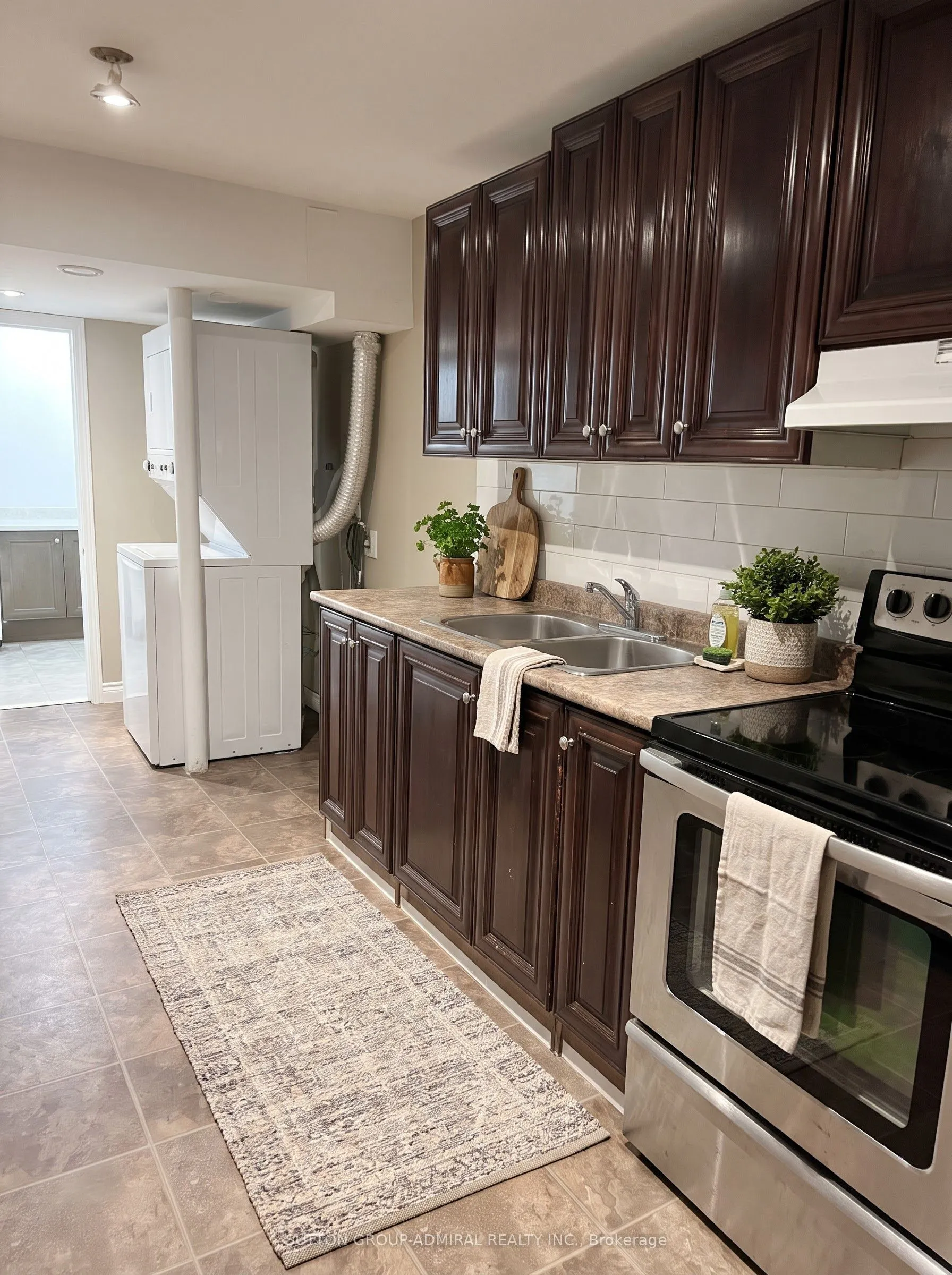 452 Athabasca Drive #Bsmt