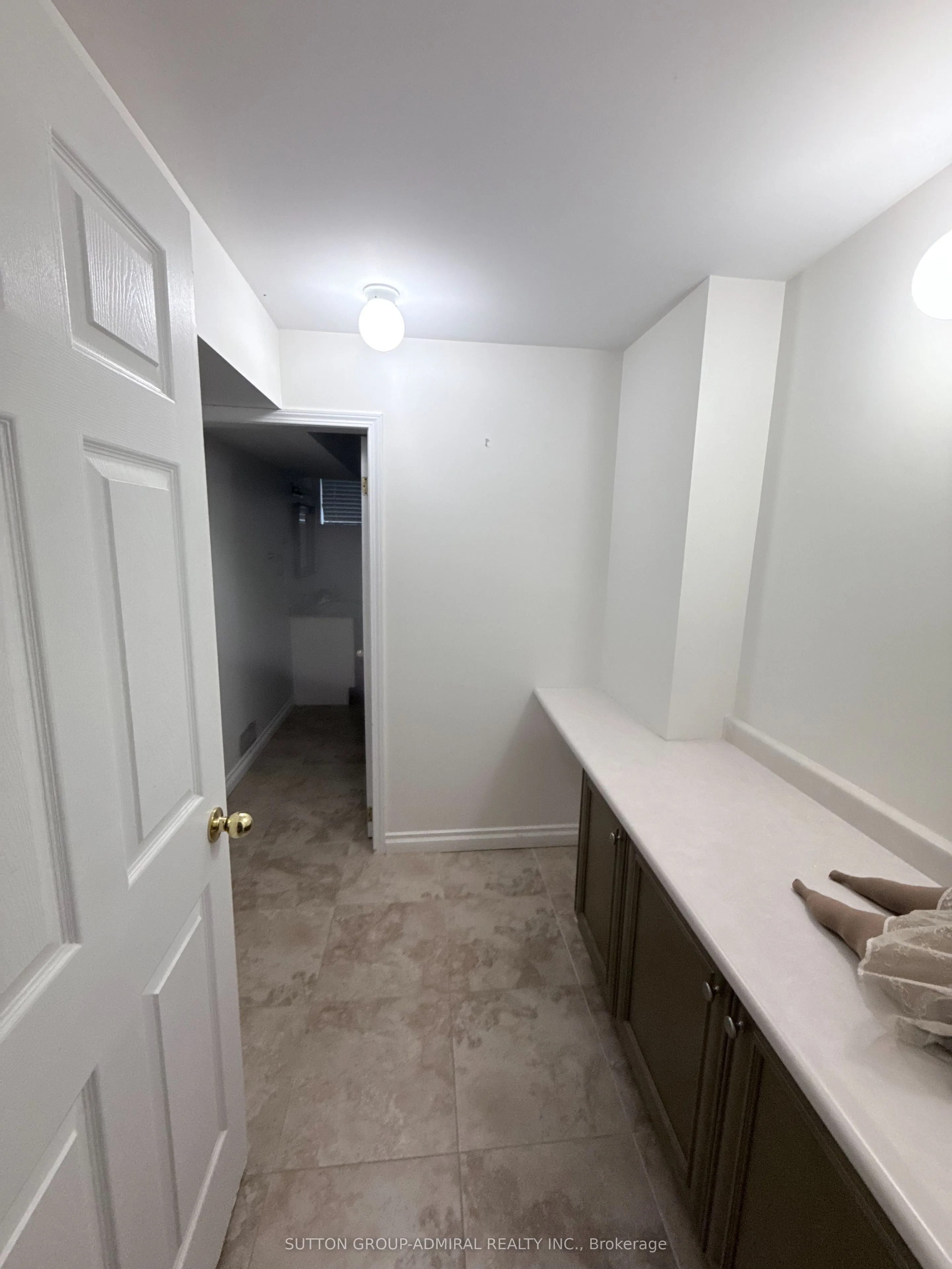 452 Athabasca Drive #Bsmt