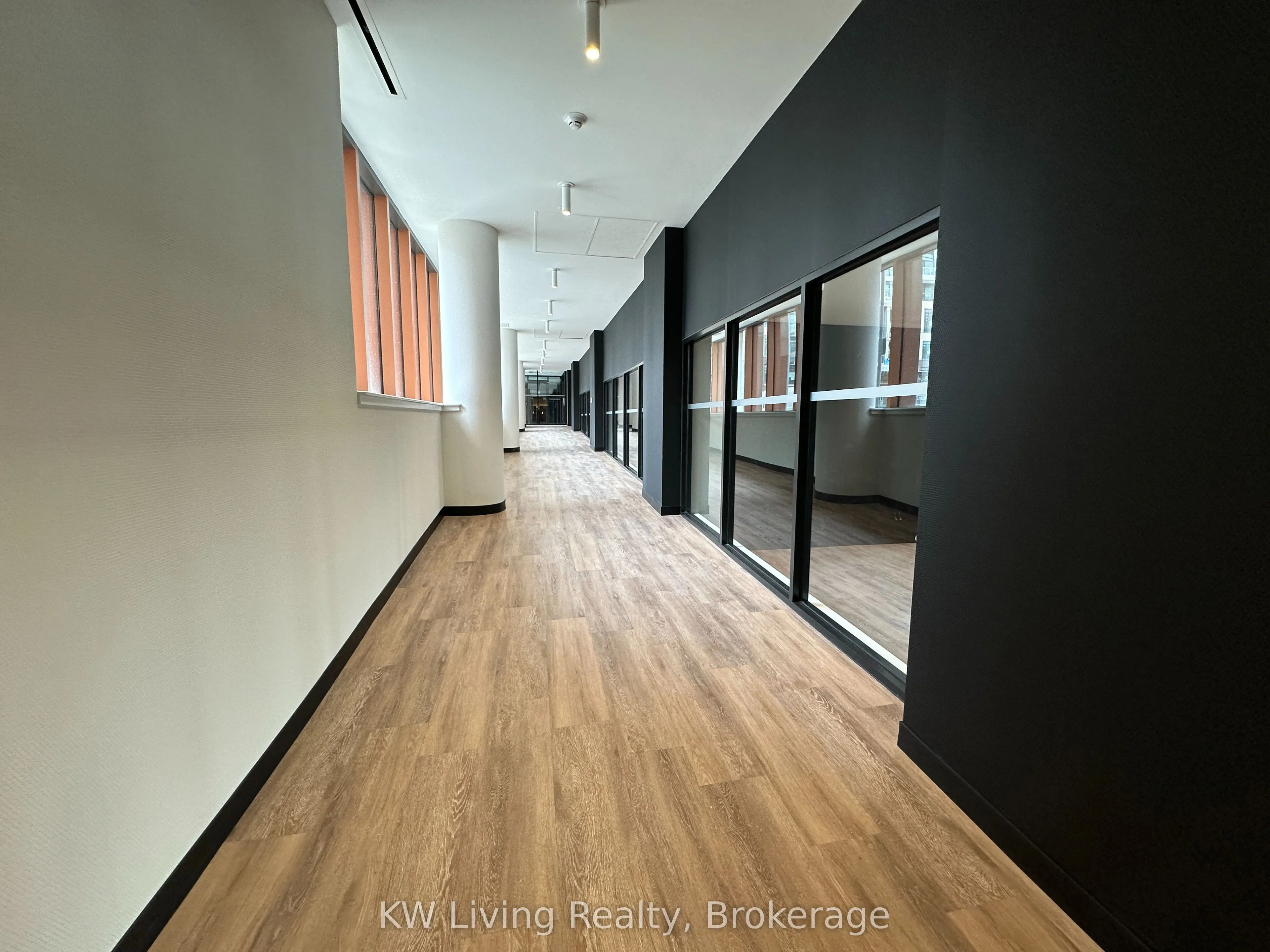 7950 Bathurst Street #517