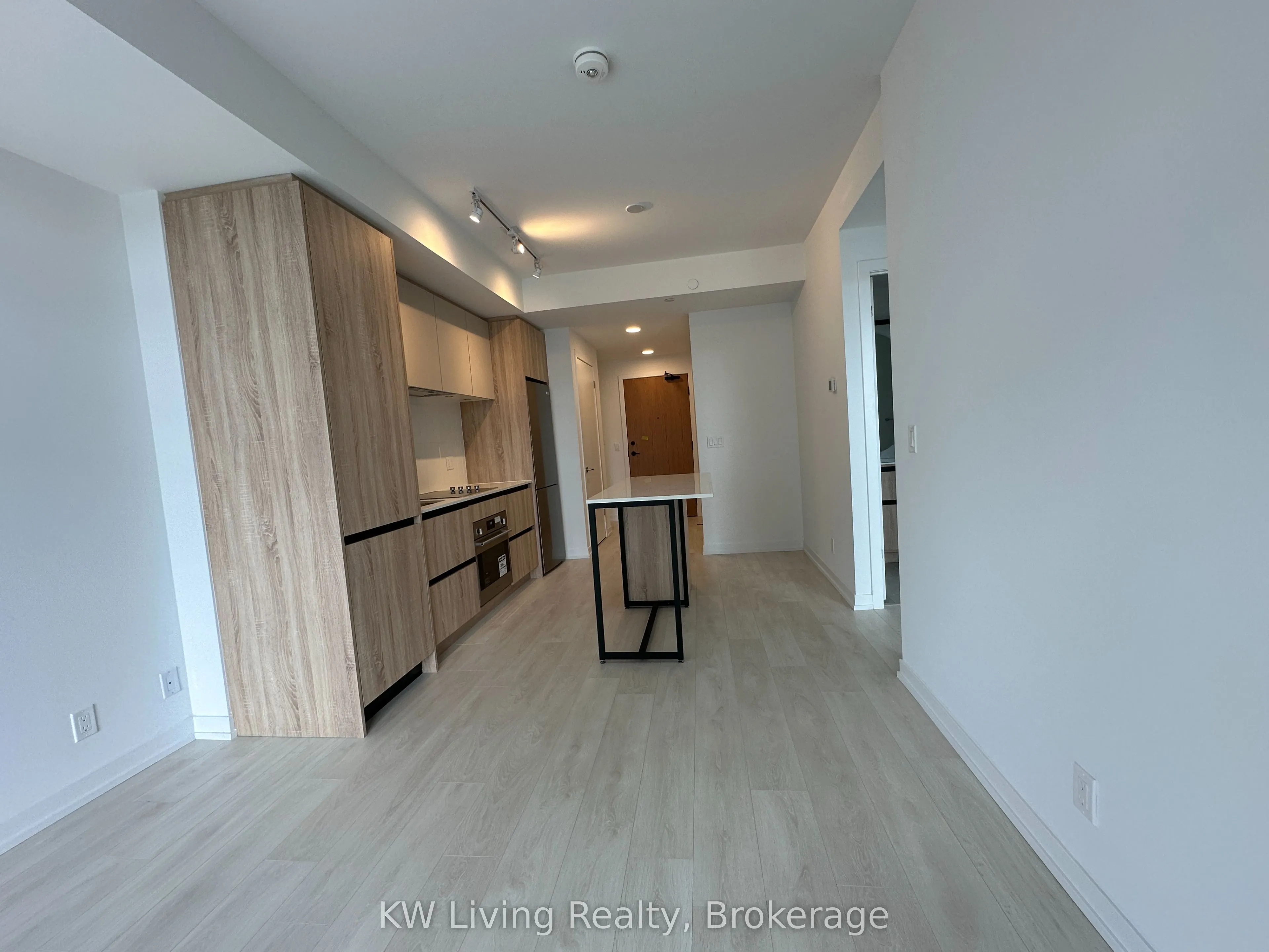 7950 Bathurst Street #517