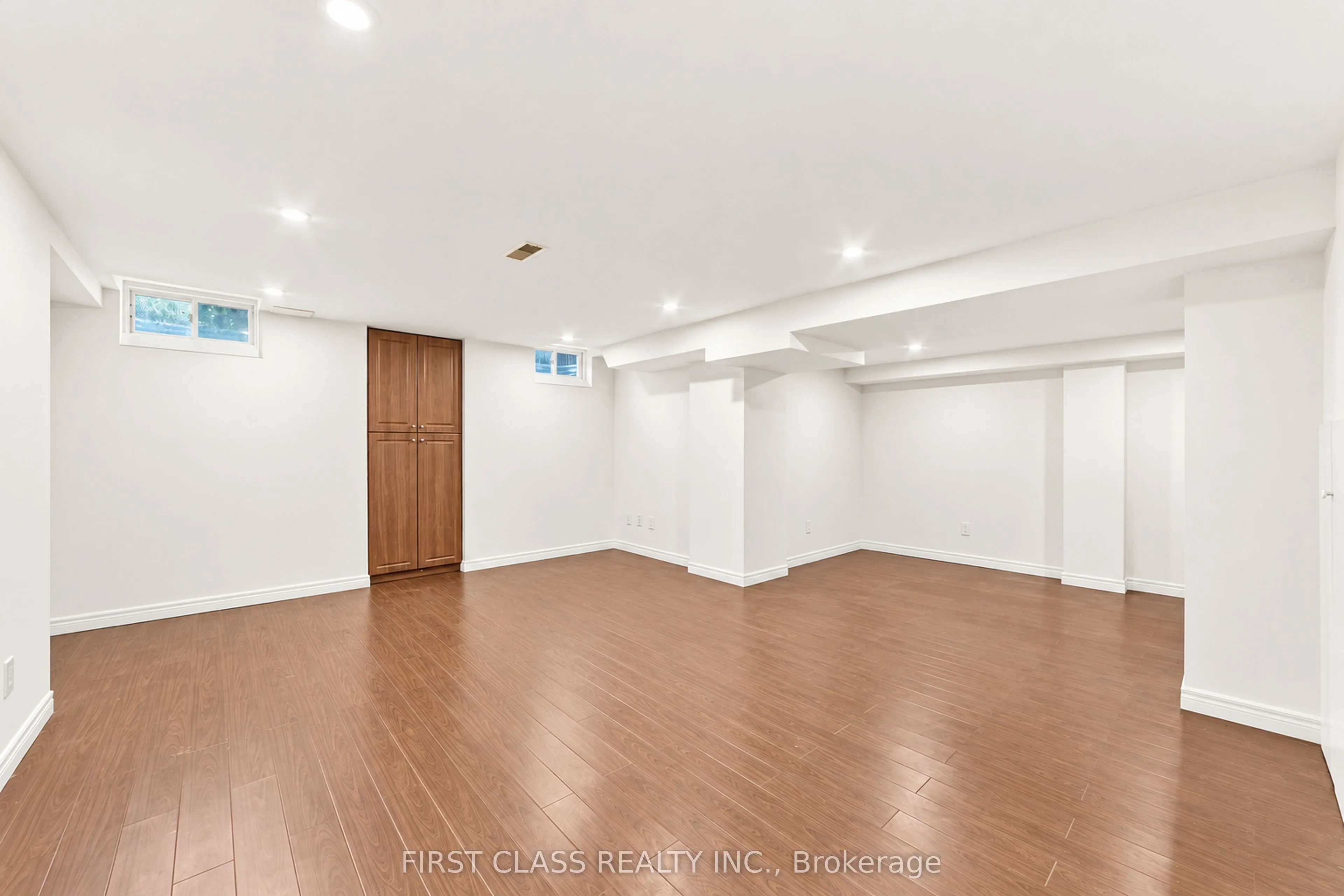 4 Hawkweed Manor