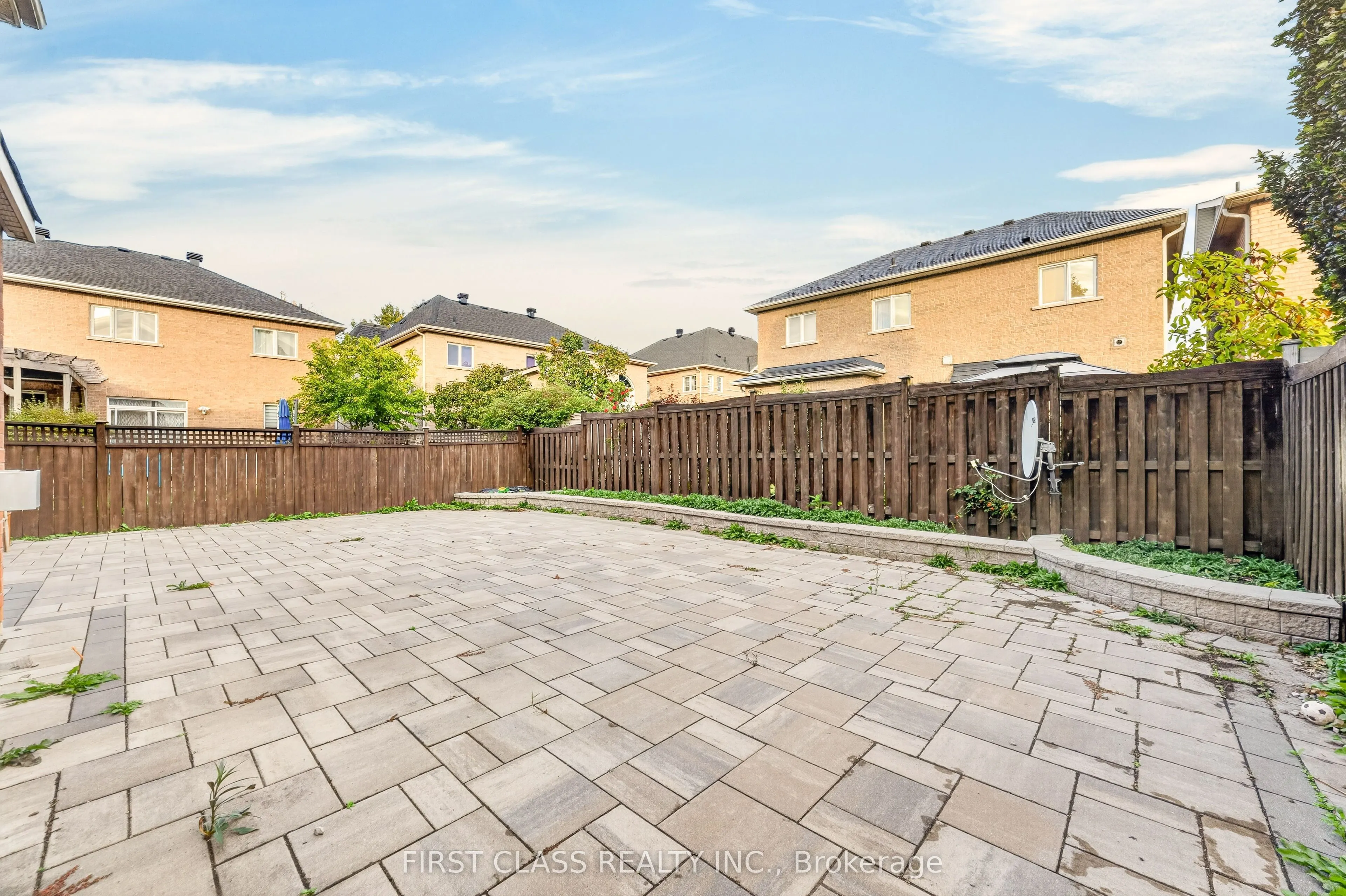 4 Hawkweed Manor
