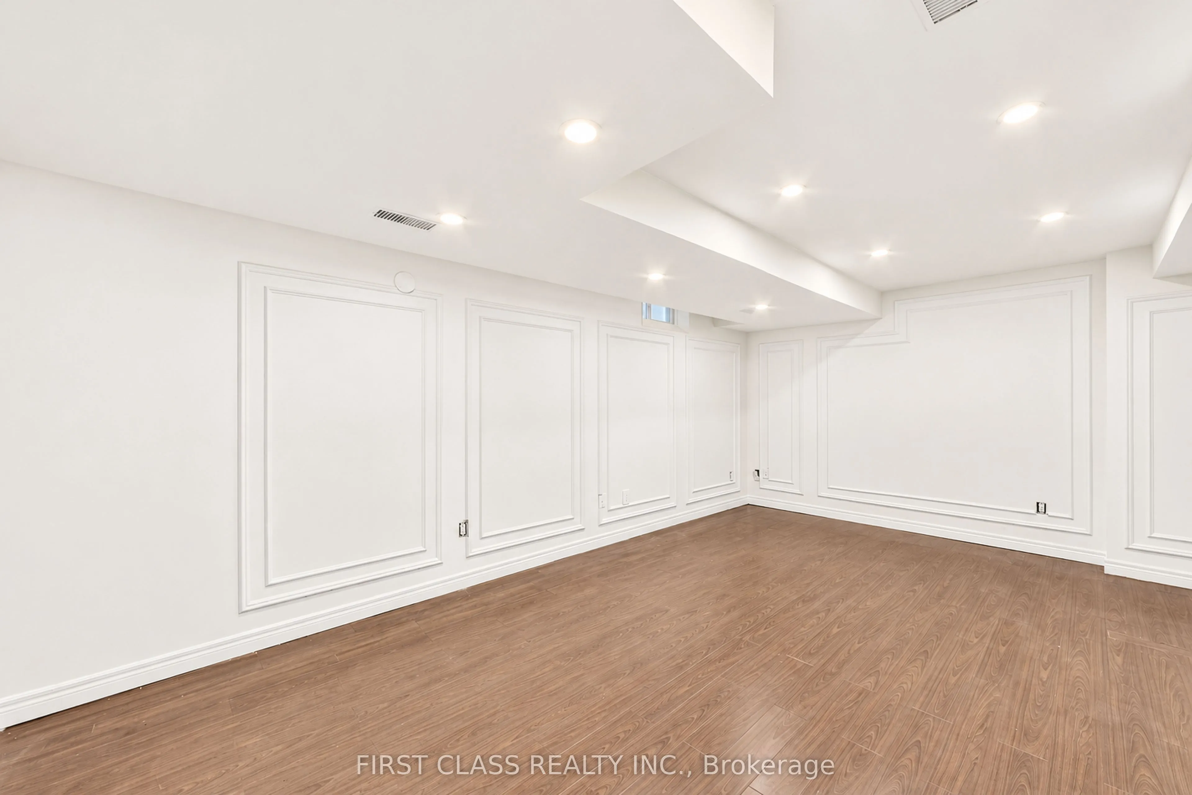 4 Hawkweed Manor