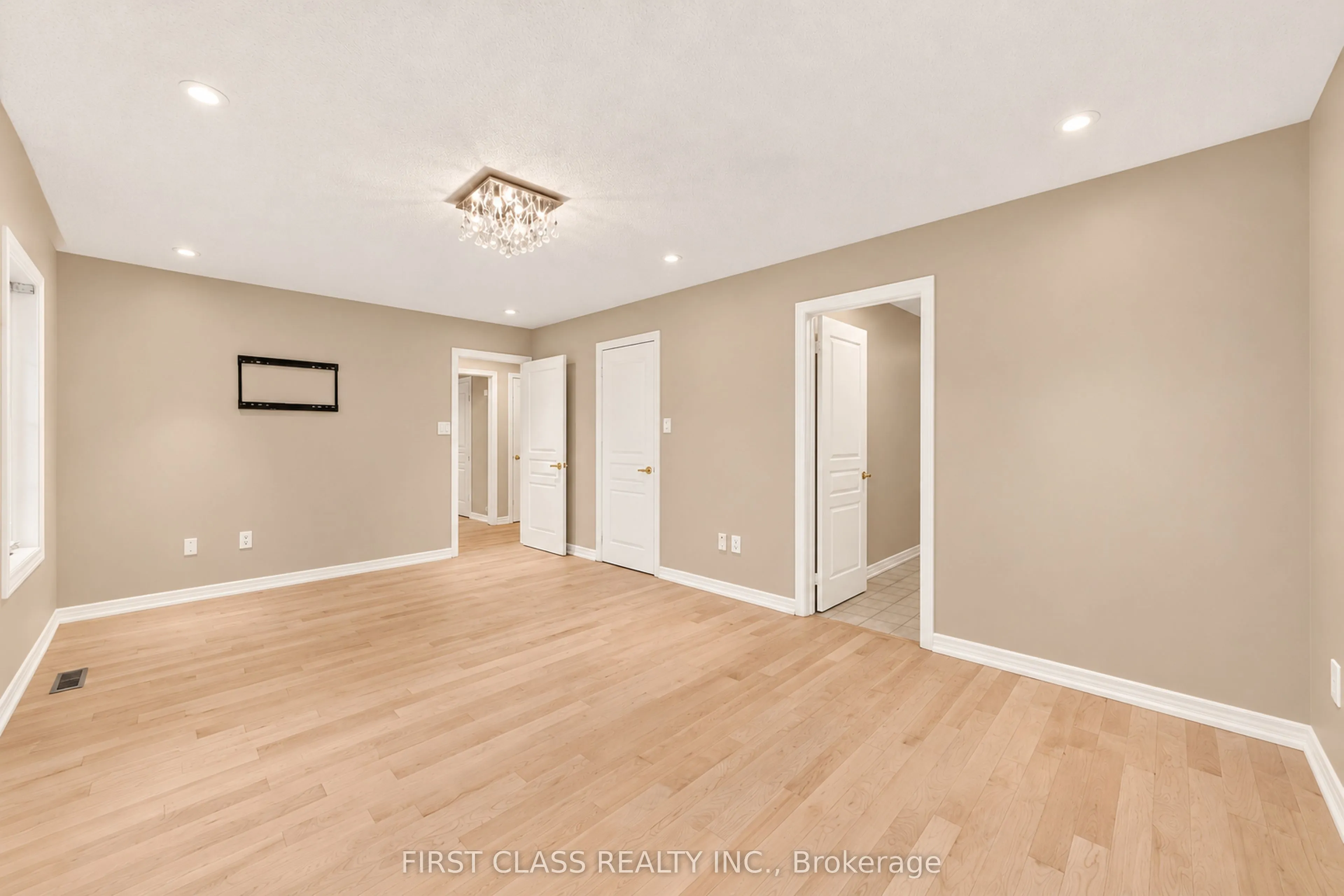 4 Hawkweed Manor