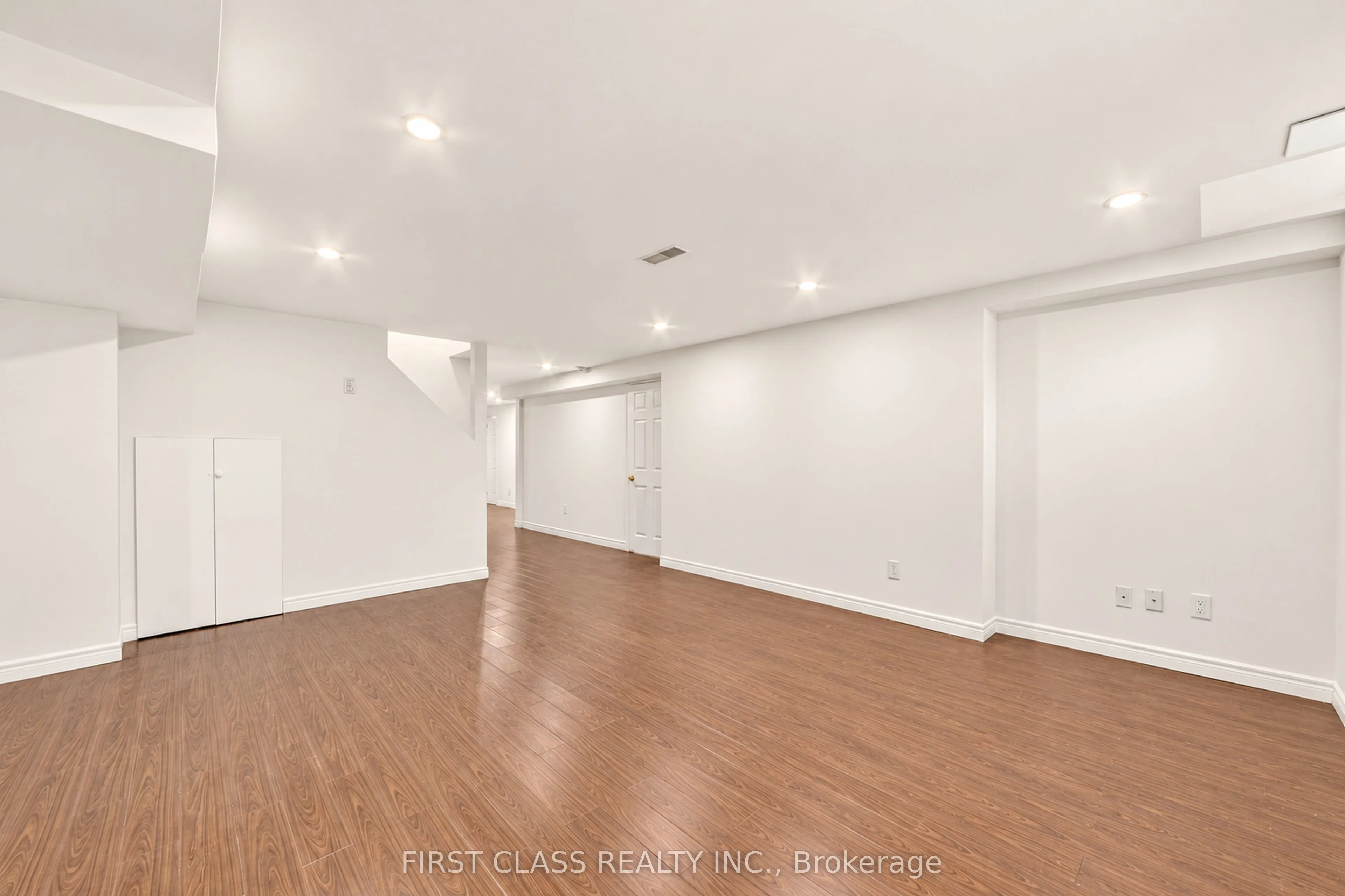 4 Hawkweed Manor