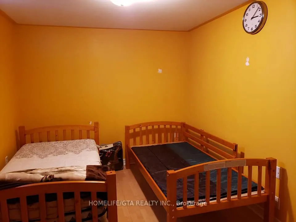 99 Galbraith Crescent #Basement