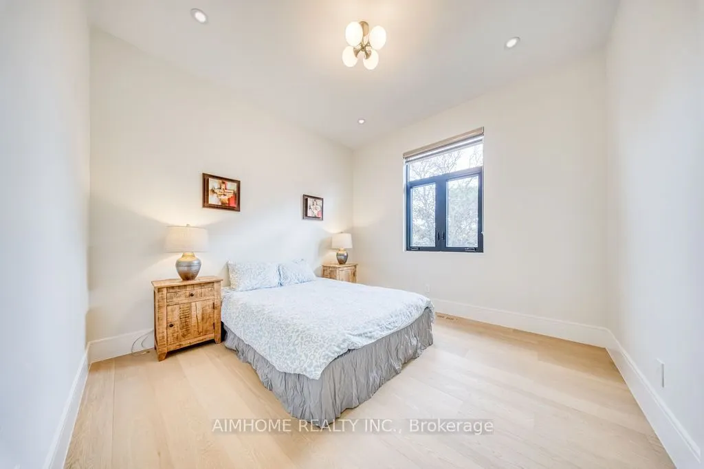 21 Shadbolt Court