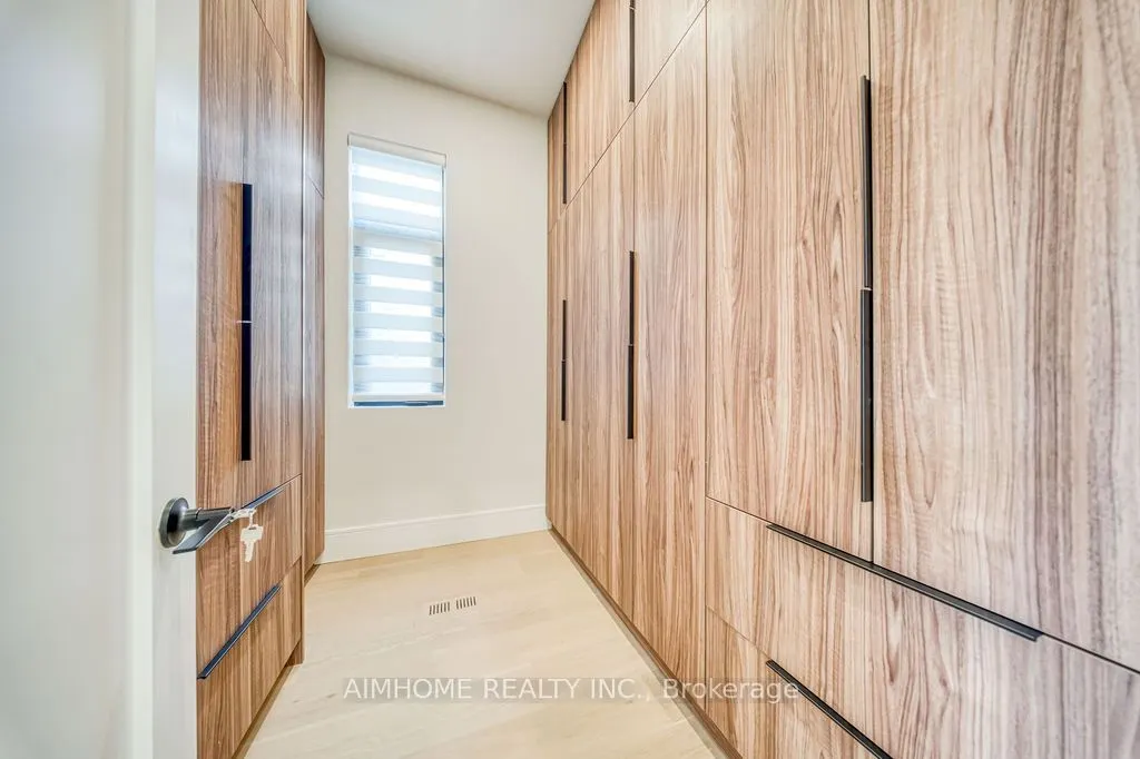 21 Shadbolt Court