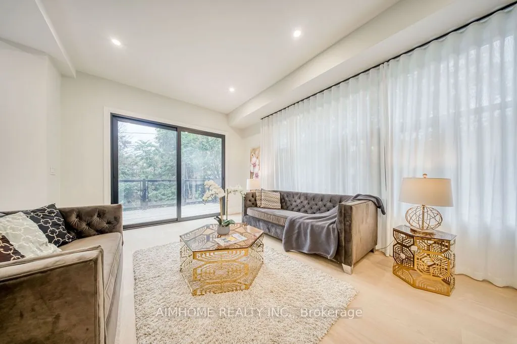 21 Shadbolt Court
