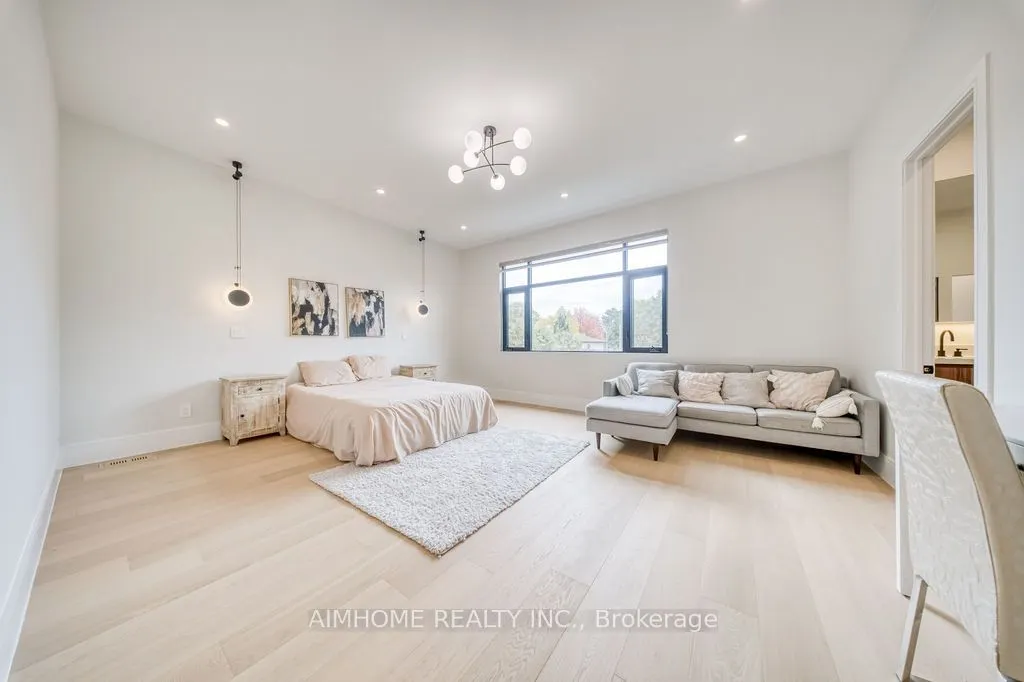 21 Shadbolt Court