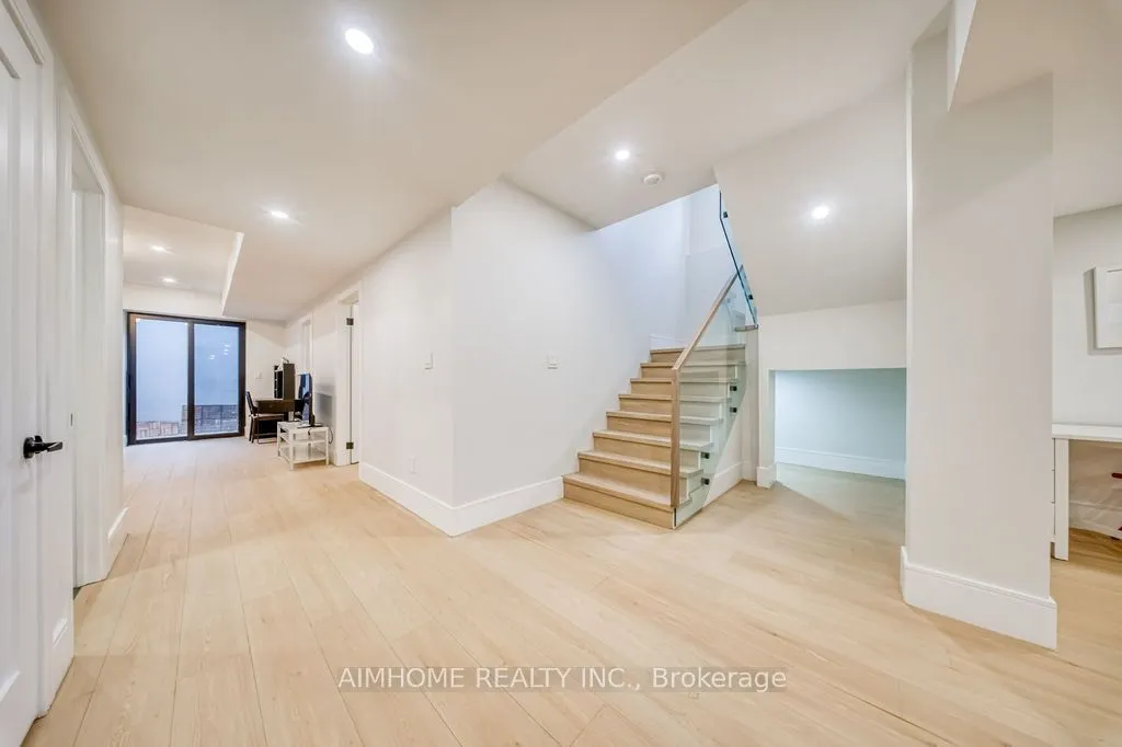 21 Shadbolt Court