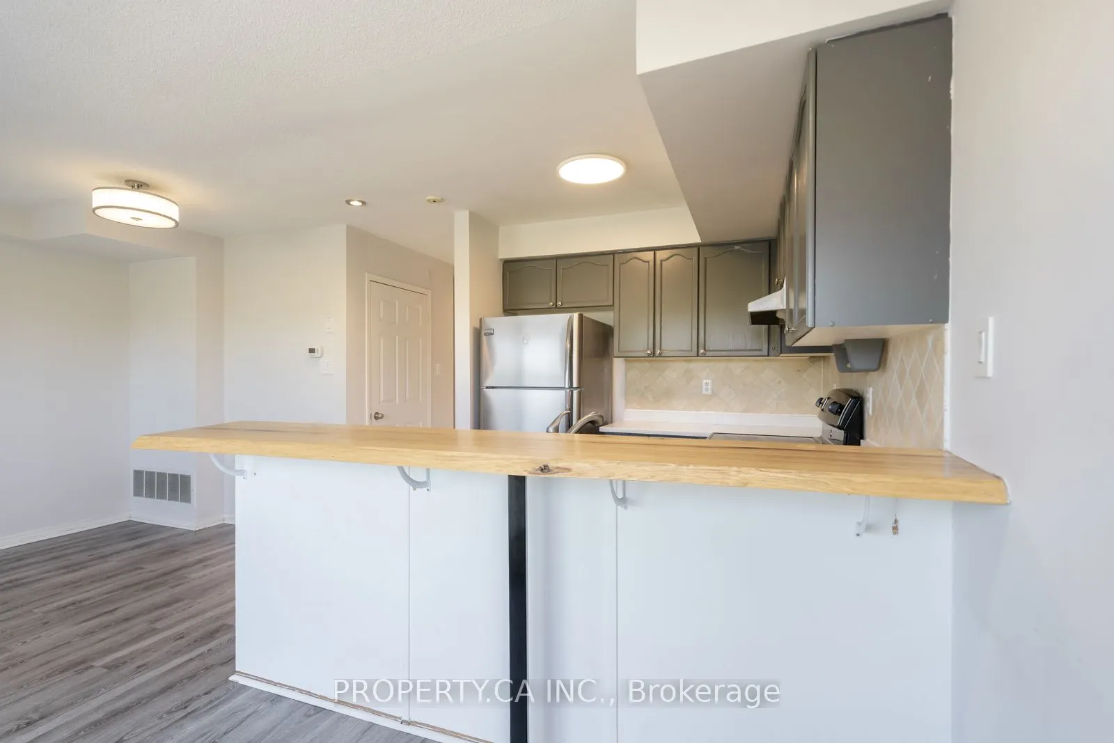 15 Cornell Meadows Avenue #A206