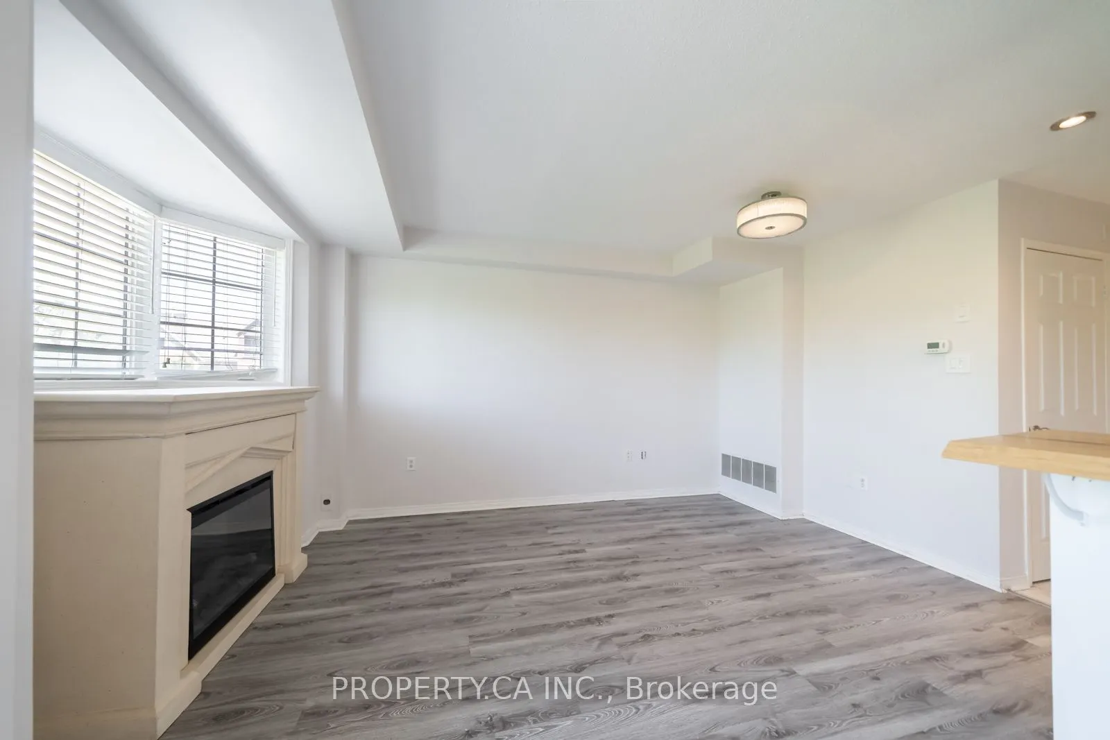 15 Cornell Meadows Avenue #A206