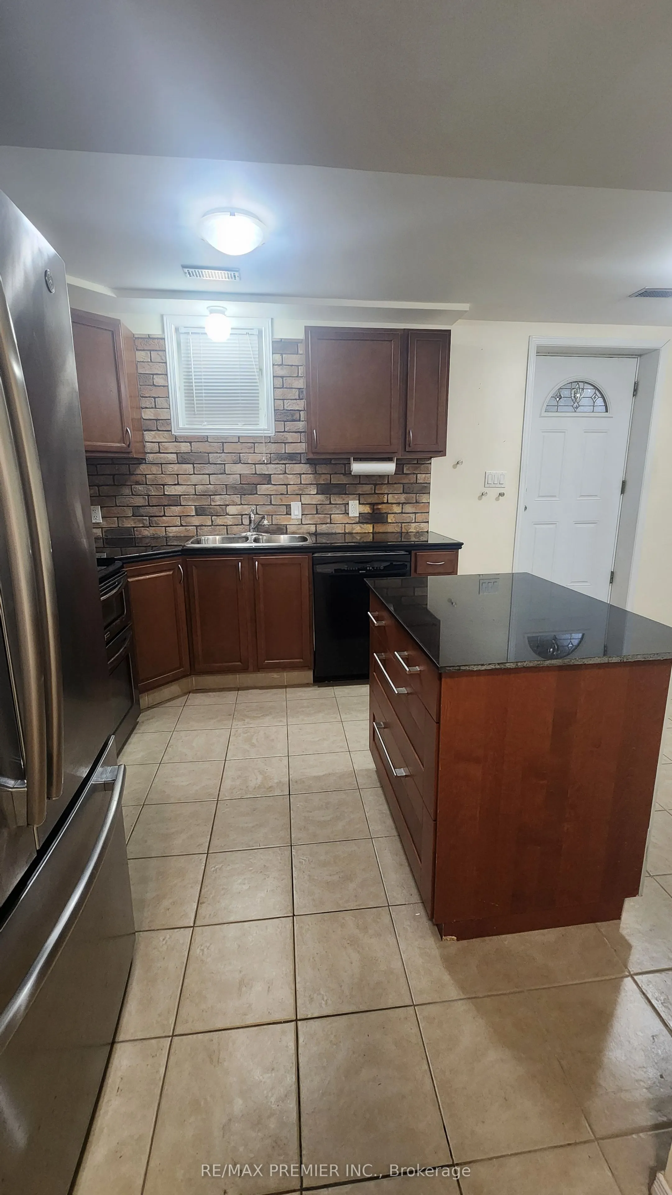 14A Oxbow Court #BASEMENT