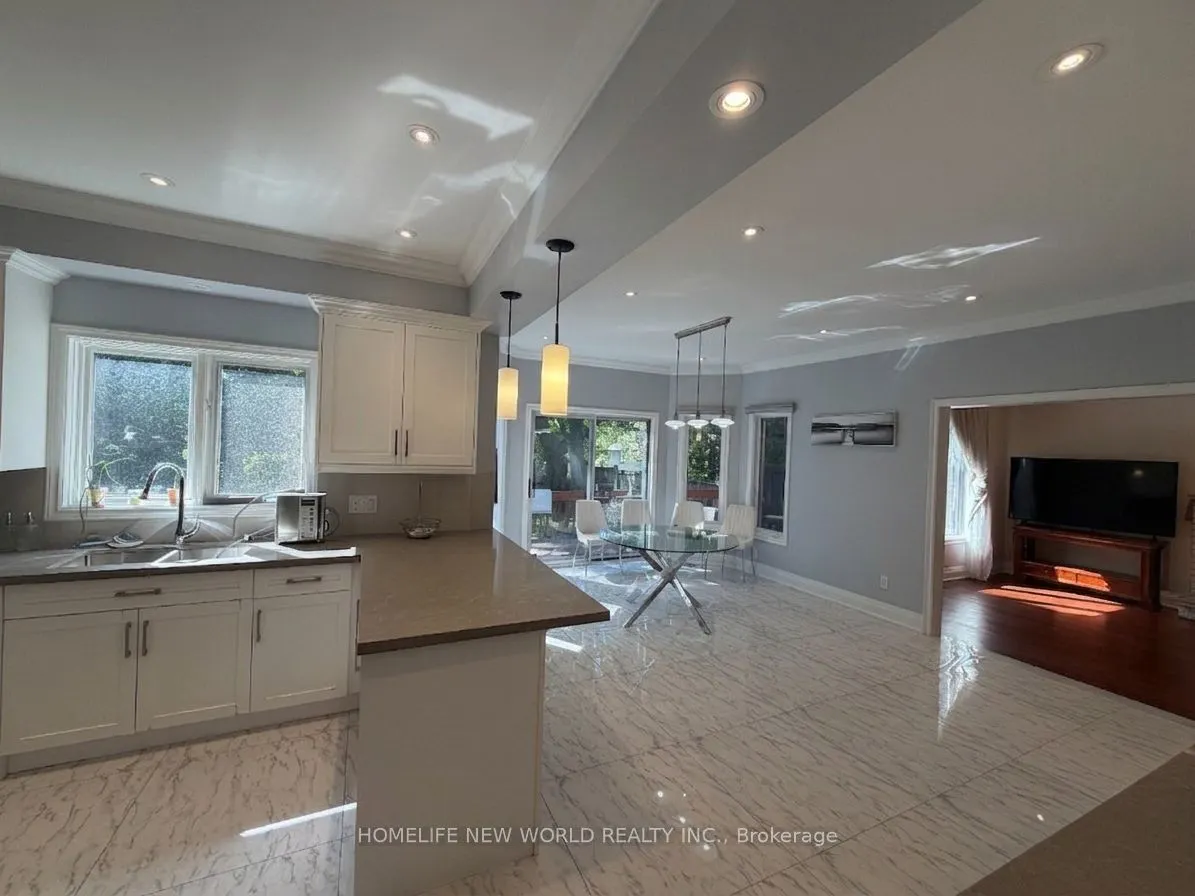 63A Roosevelt Drive