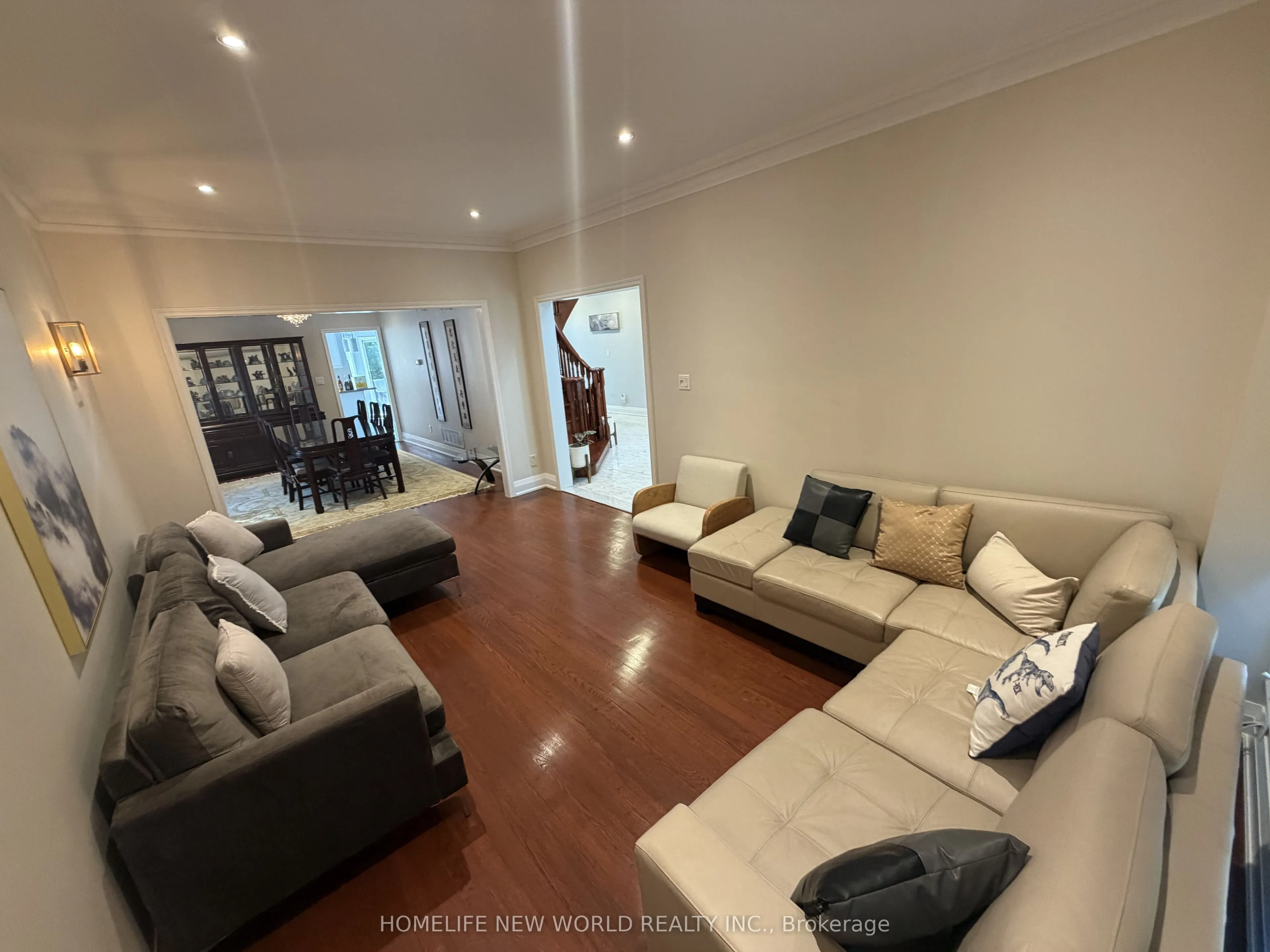 63A Roosevelt Drive