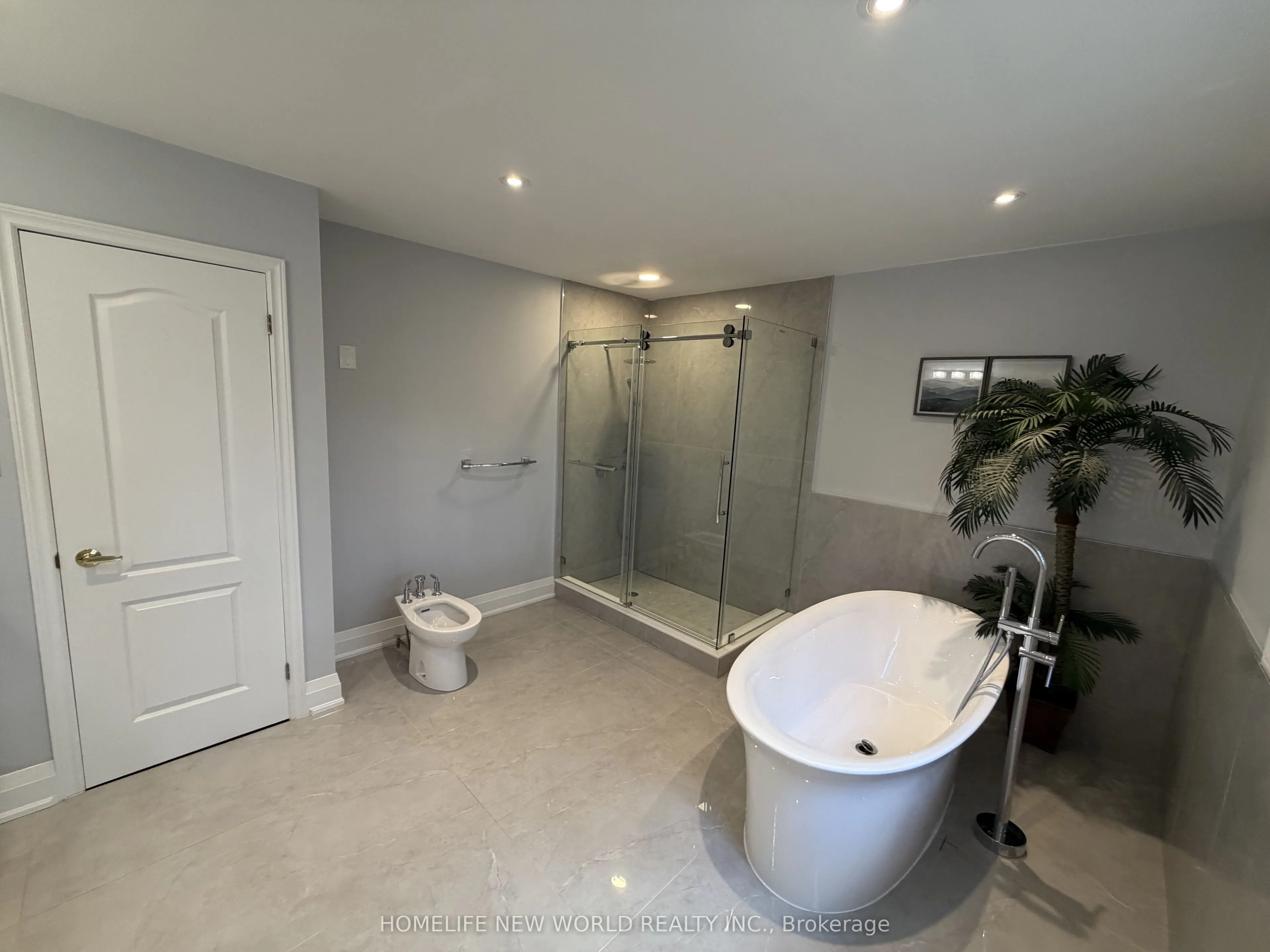 63A Roosevelt Drive
